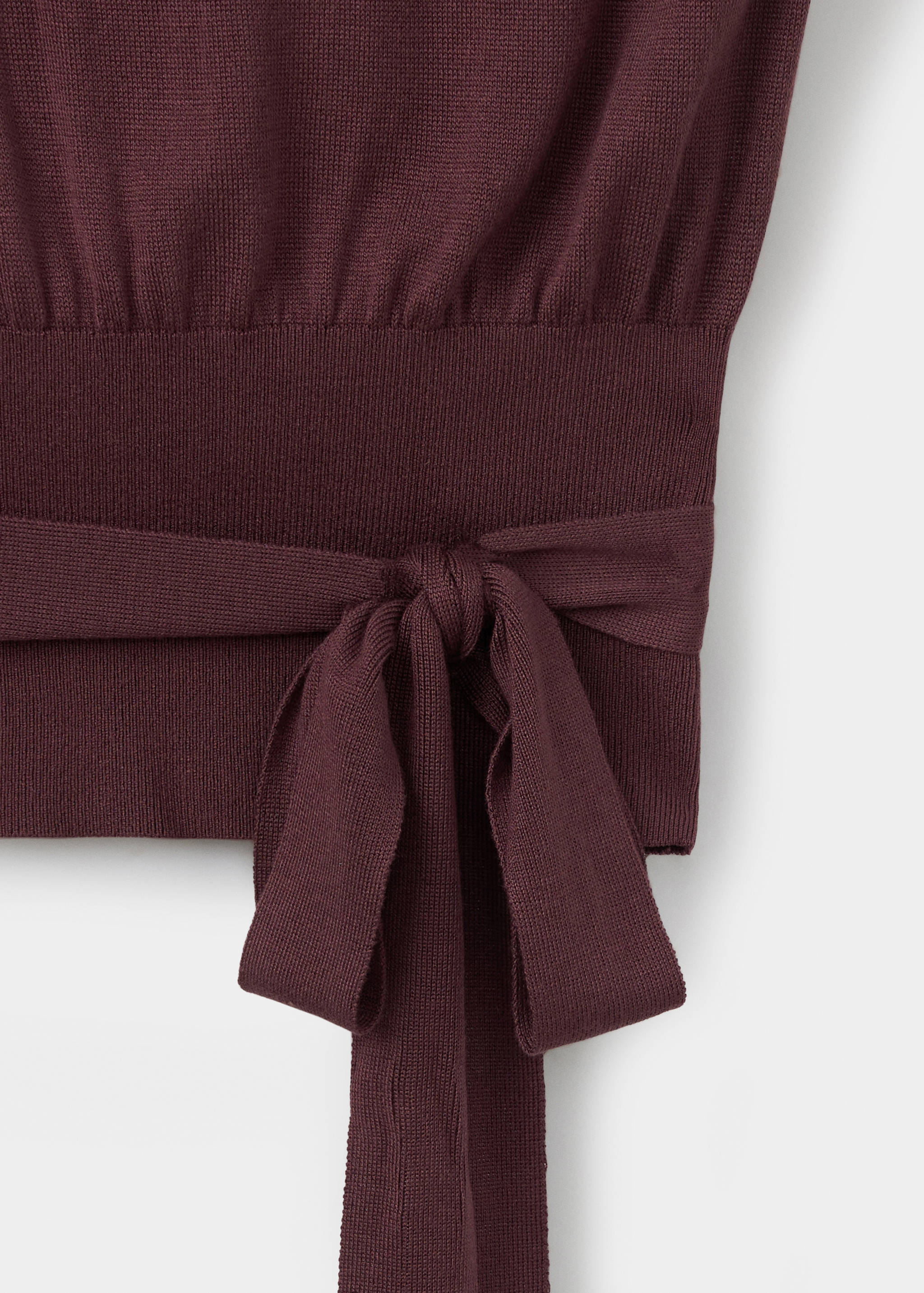 Belted knitted waistcoat - Details of the article 0