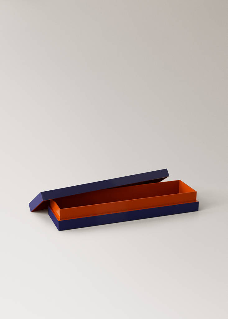 Medium-sized elongated two-tone lacquered box — Blue