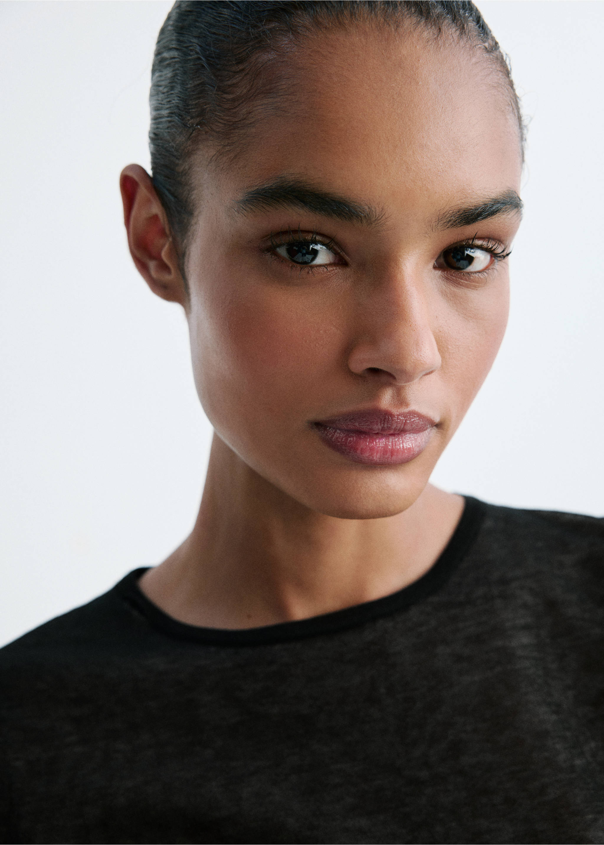 Short-sleeved combined sweater - Details of the article 4, Black. Ref: 37044086-00.