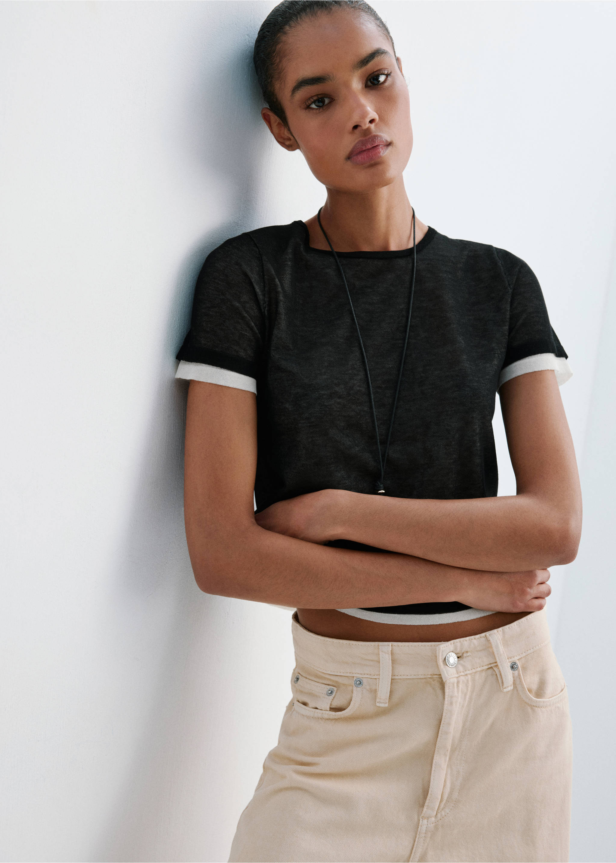 Short-sleeved combined sweater - Details of the article 3, Black. Ref: 37044086-00.