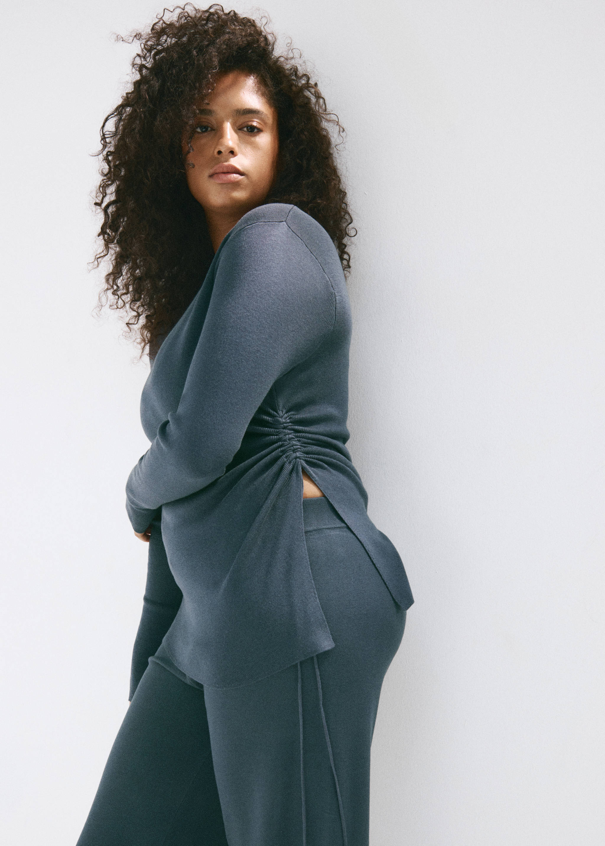 Ruched fine-knit sweater - Details of the article 4