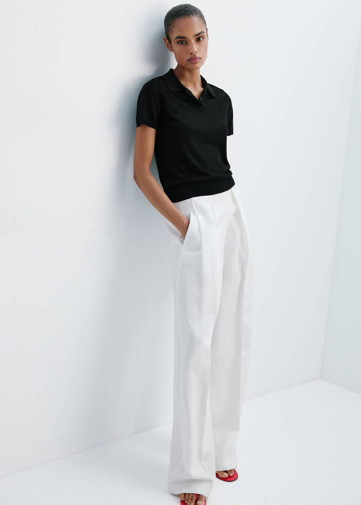 Fine knit polo neck sweater — Black