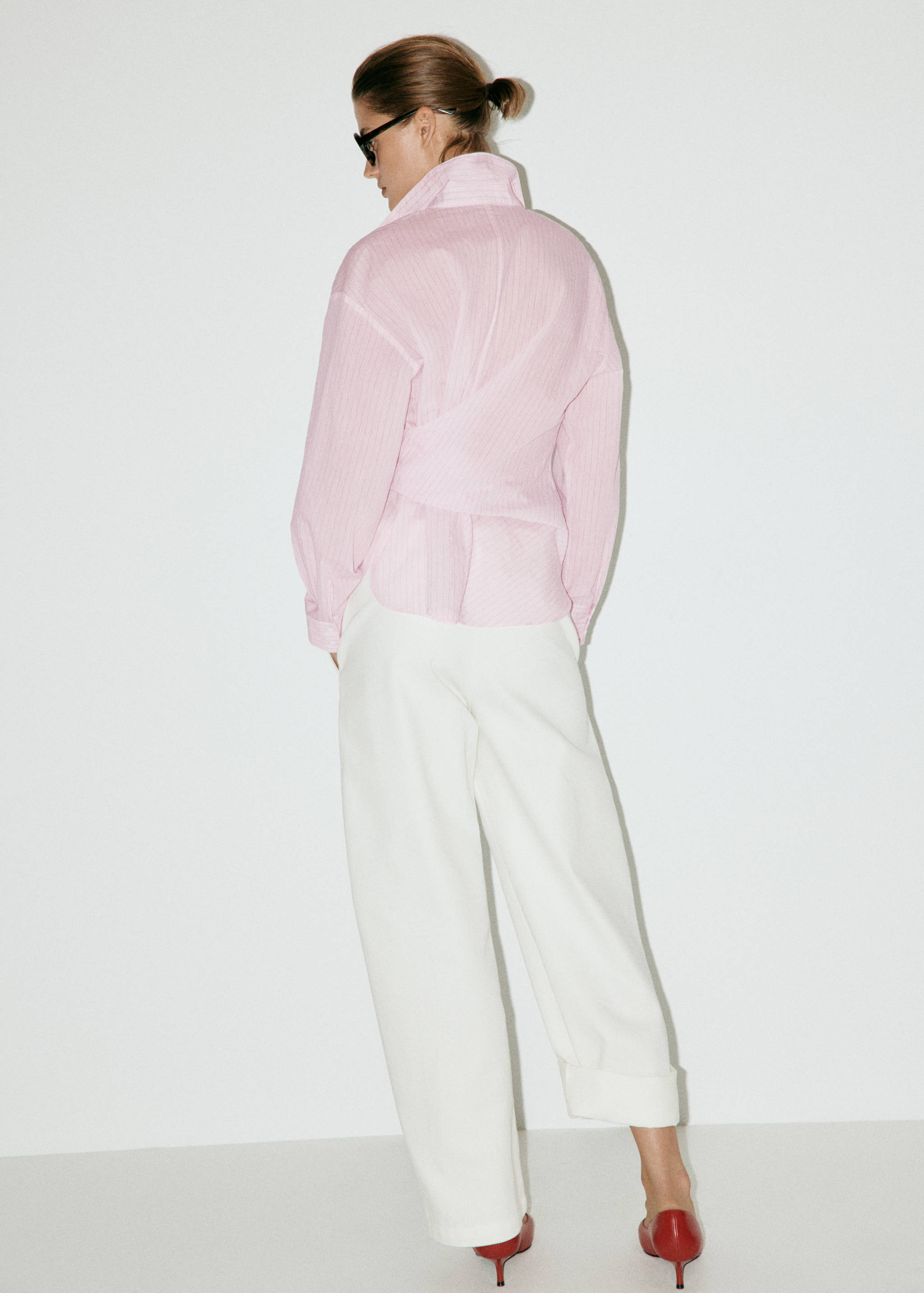 Striped shirt with bow detail - Reverse of the article