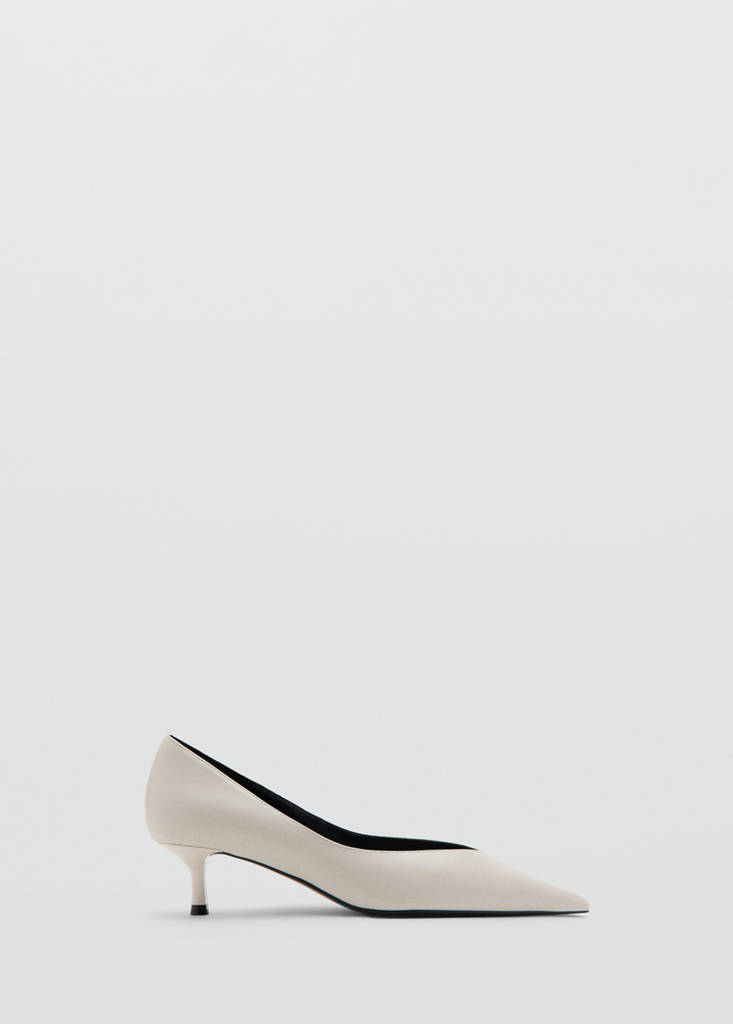 Kitten heel pointed toe shoe — Ecru