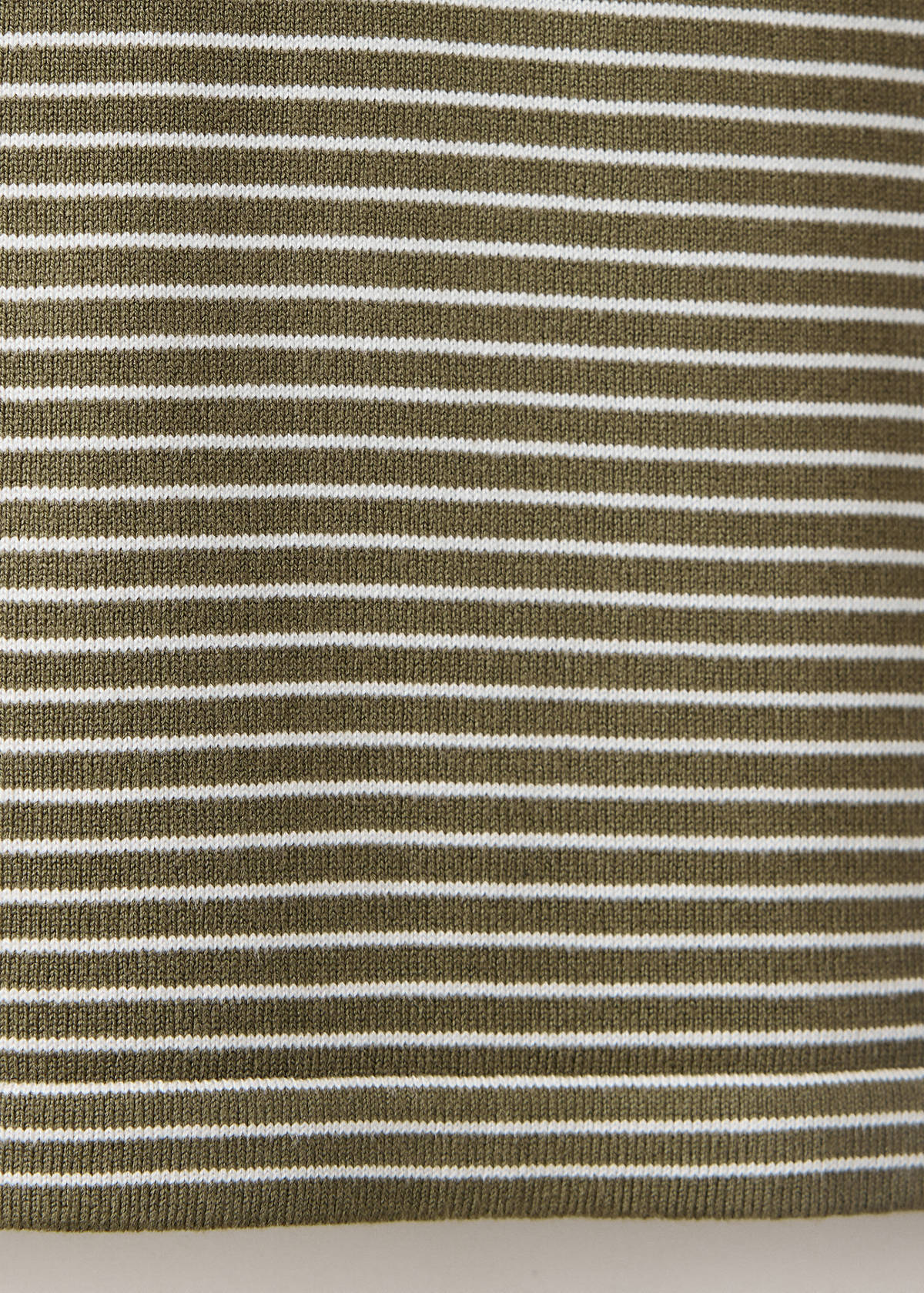 Striped fine knit sweater — Khaki