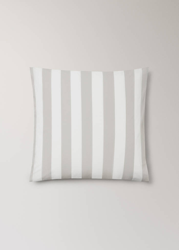 Two striped cotton pillowcases 60x60 cm — Sand