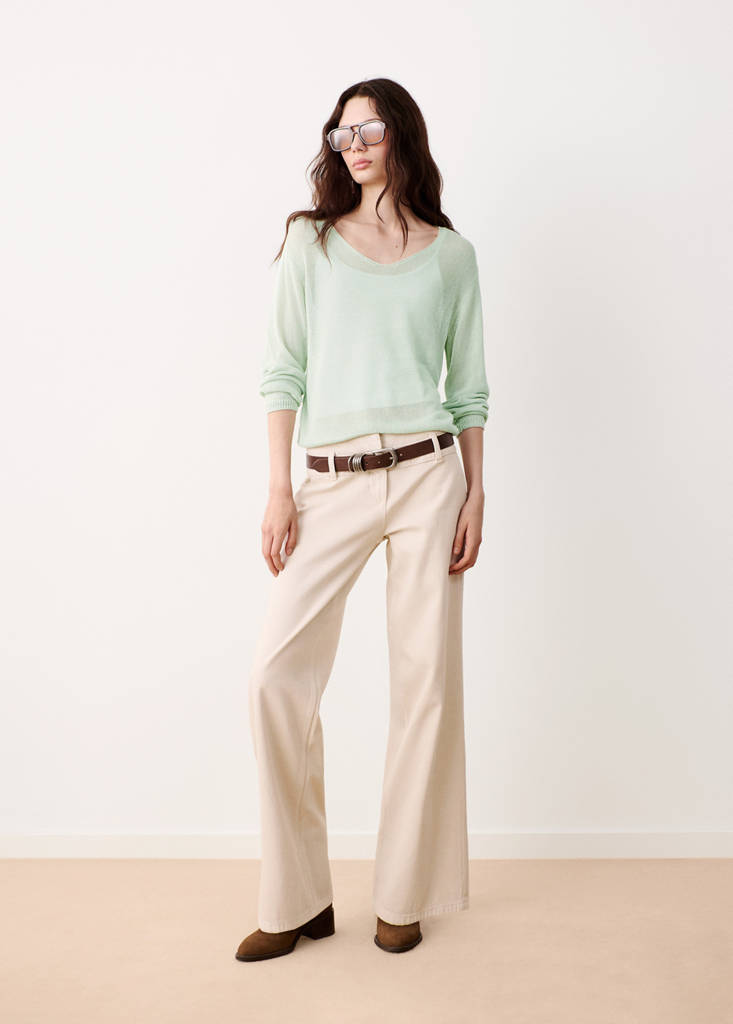 Fine-knit V-neck sweater — Mint Green