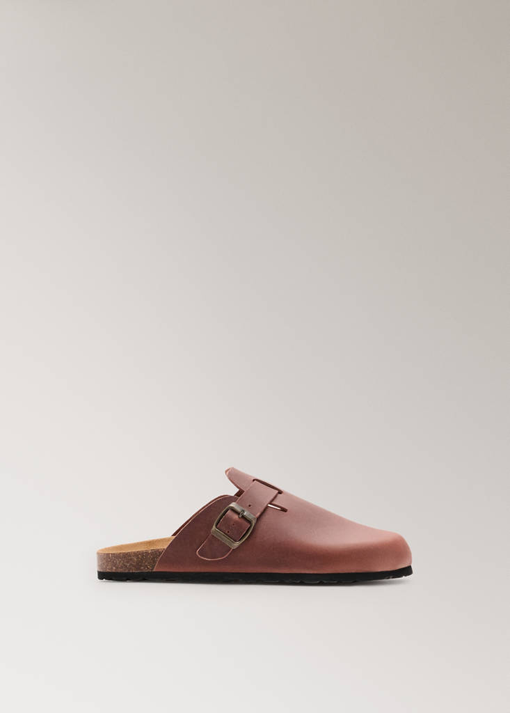 Leather clog shoes — Brown