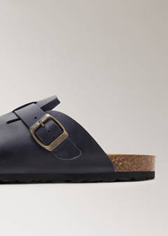 Leather clog shoes — Navy 2