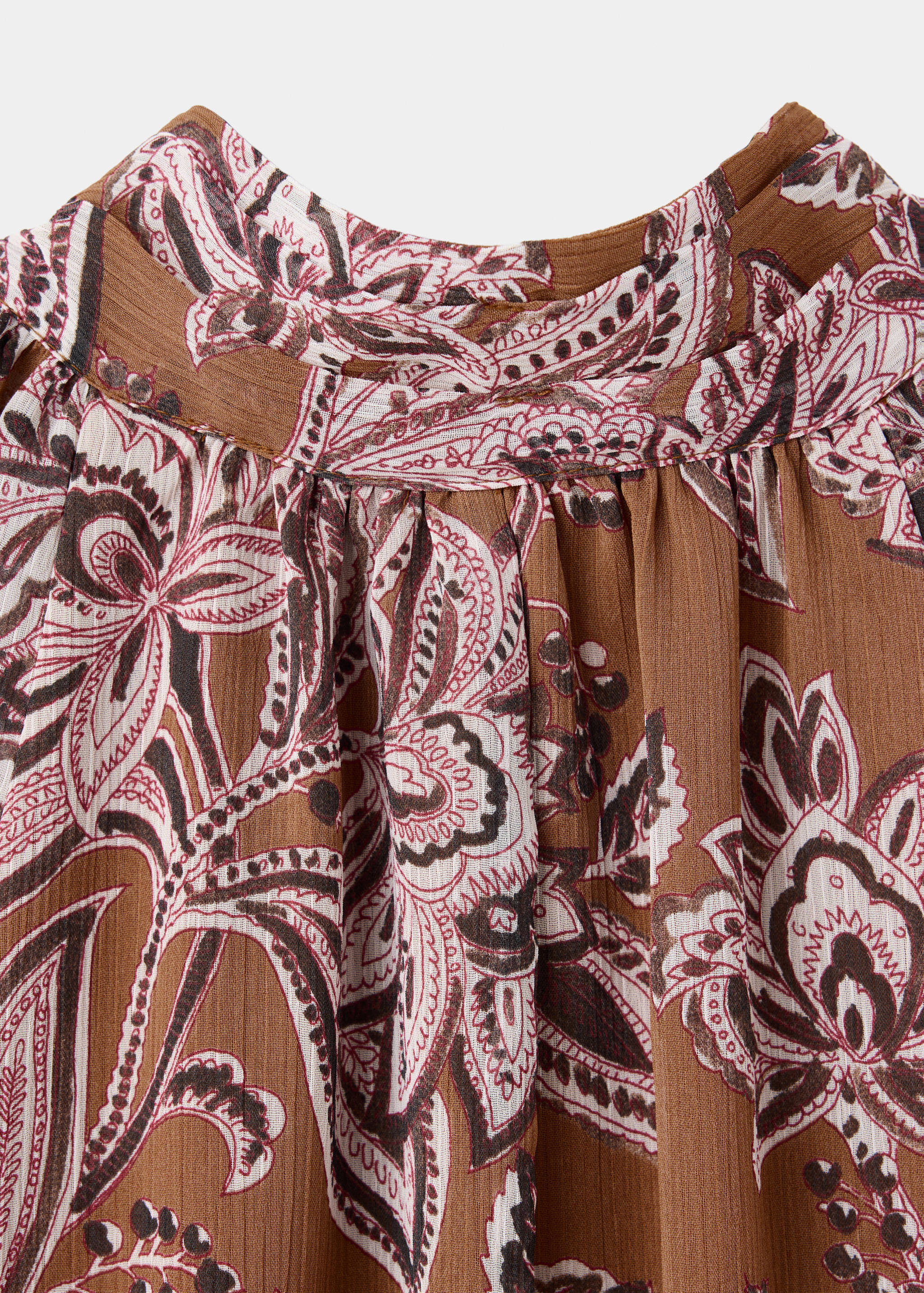 Printed dress with gathered details - Details of the article 8