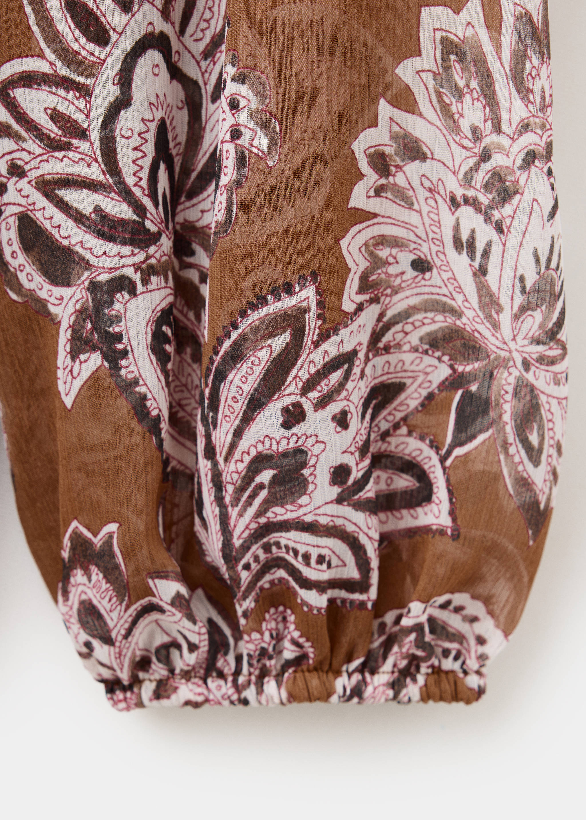 Printed dress with gathered details - Details of the article 0