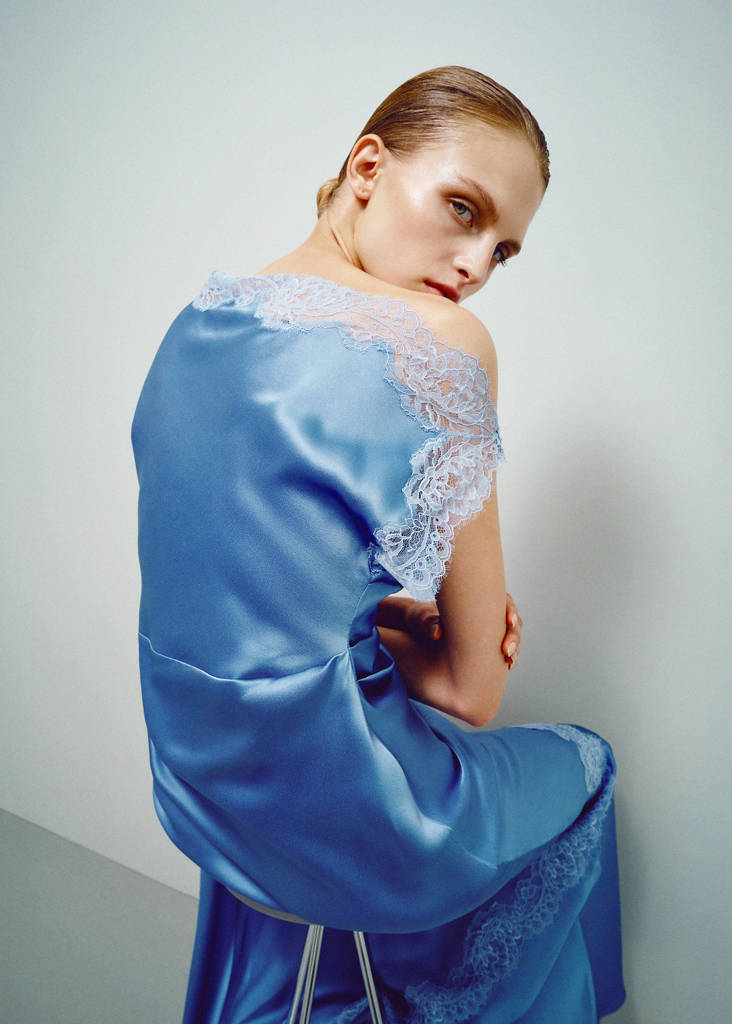 Satin asymmetrical dress with lace details