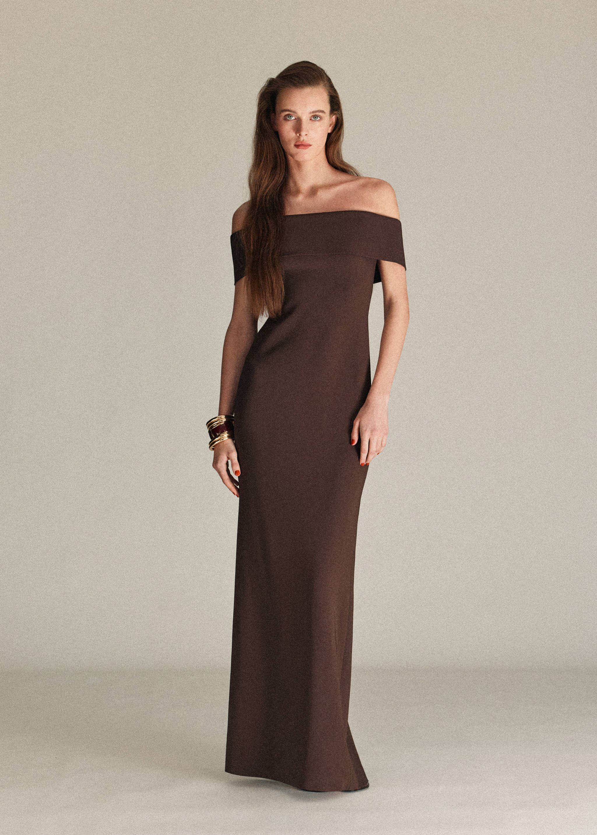 Off-the-shoulder dress with slit detail - General plane, Brown. Ref: 37044120-00.