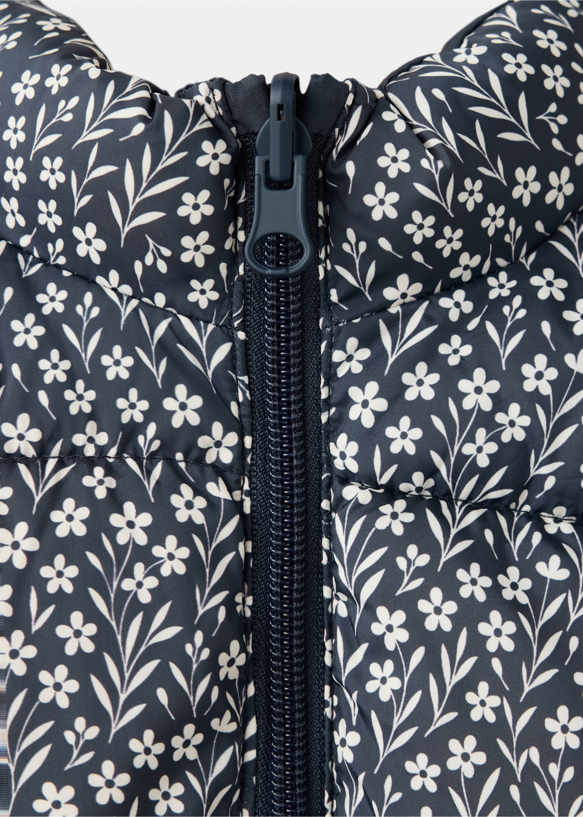 Gilet à fleur réversible - Détail de l'article 0, Bleu marine. Ref: 37044401-00.