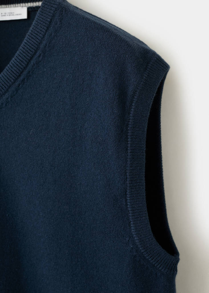 Fine knit V-neck jumper — Navy