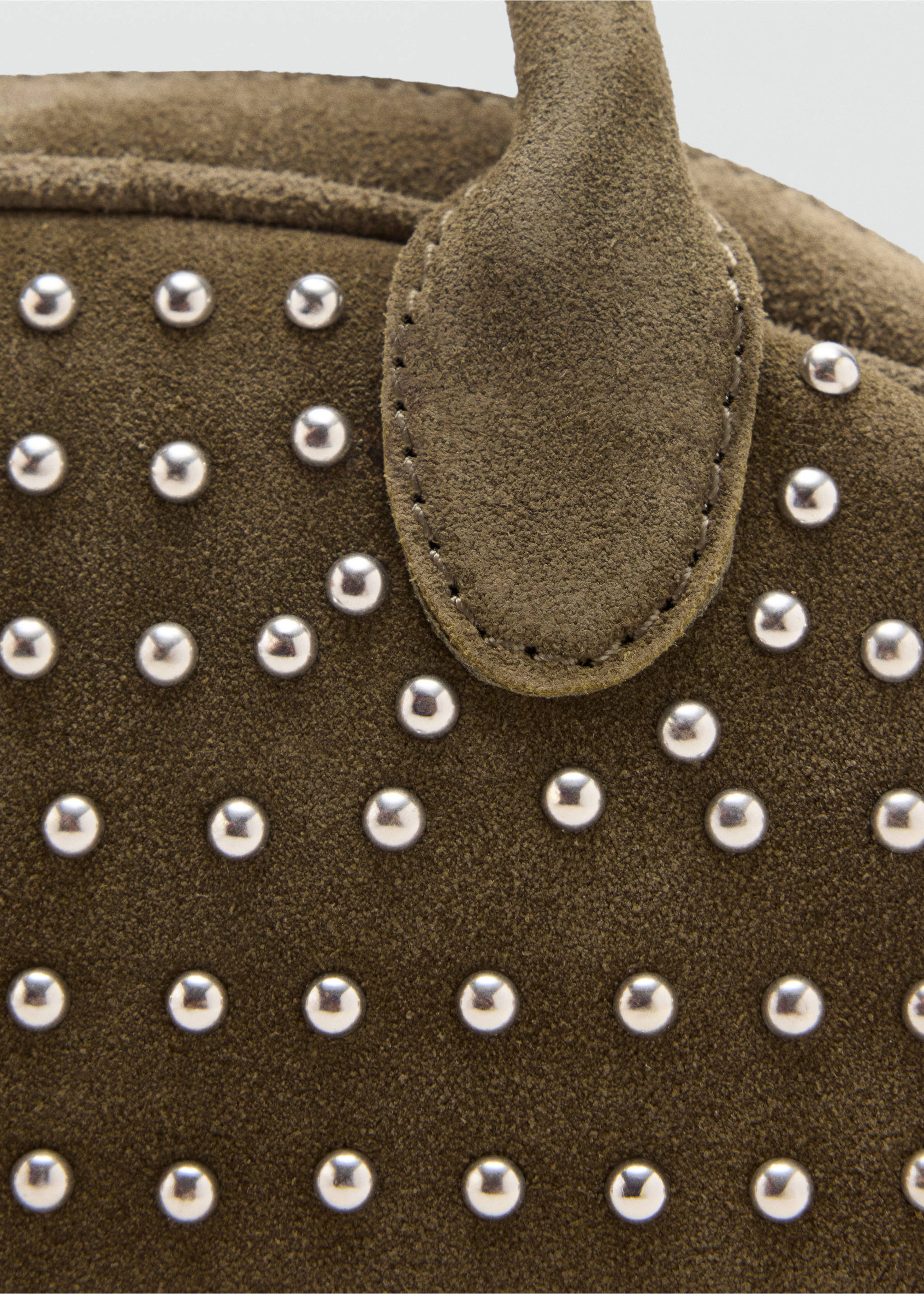 Bolso mini piel tachuelas - Detalle del artículo 1, Oliva. Ref: 37044421-00.
