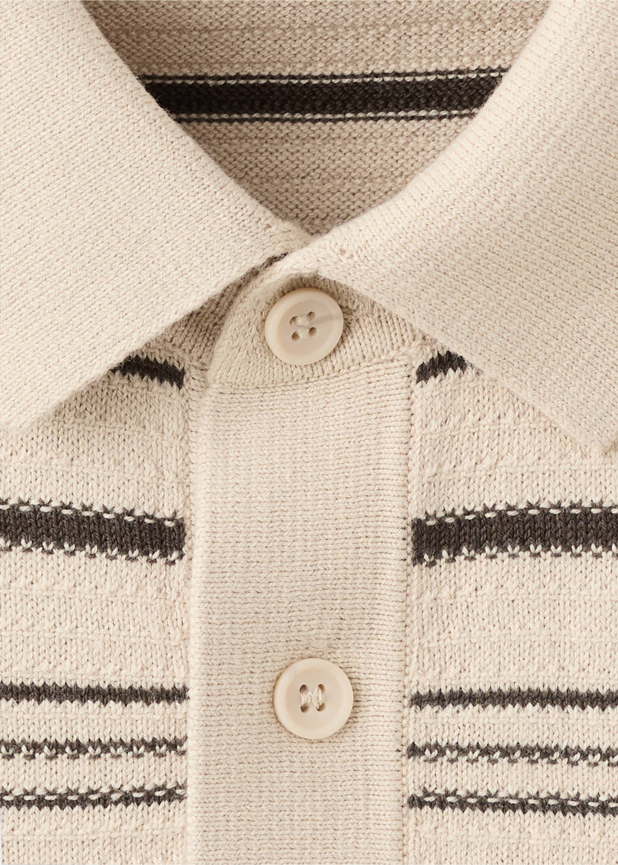 Polo punto algodón rayas - Detalle del artículo 8, Beige. Ref: 37044425-00.