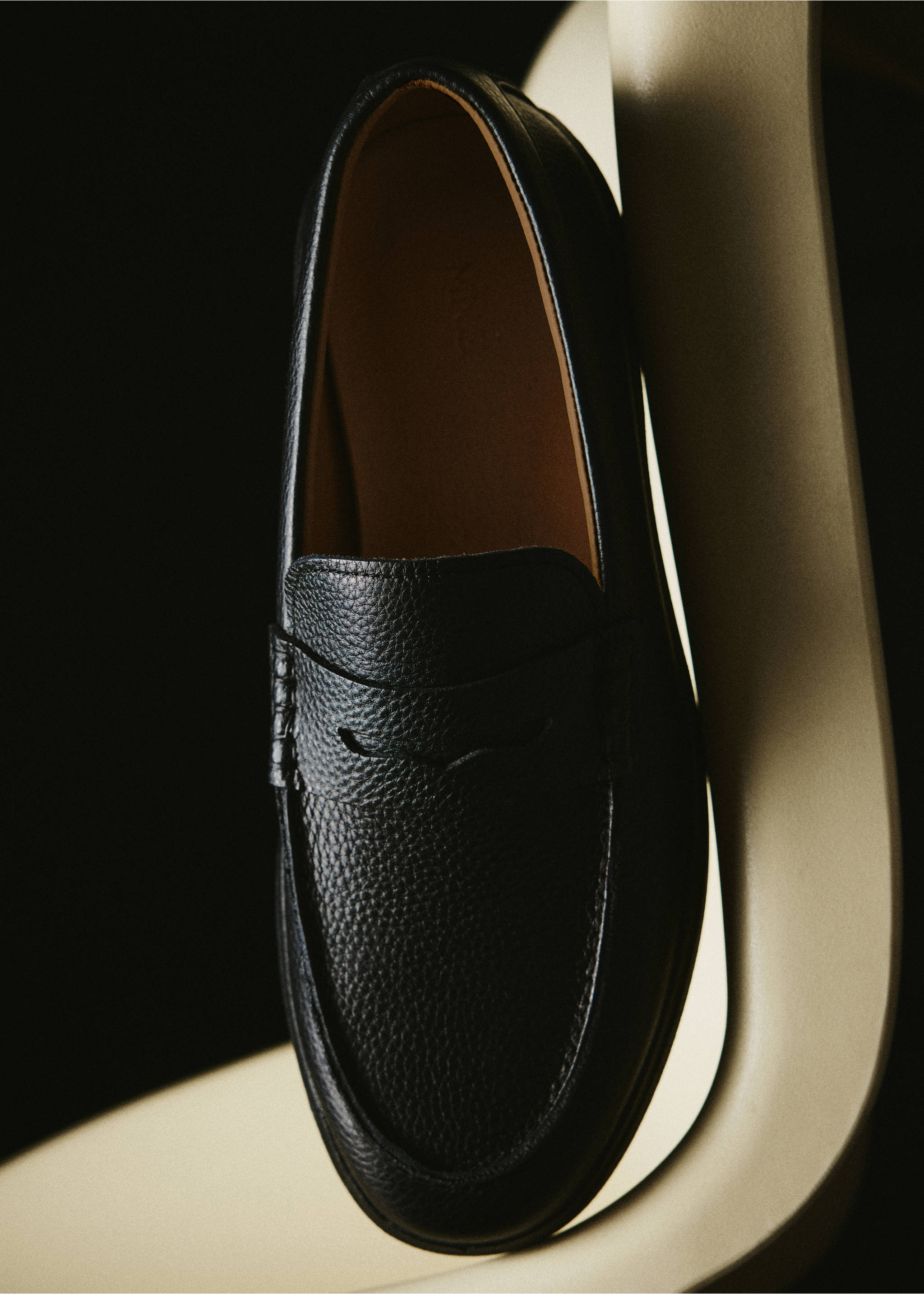 Leather penny loafers - Details of the article 5, Black. Ref: 37044433-00.