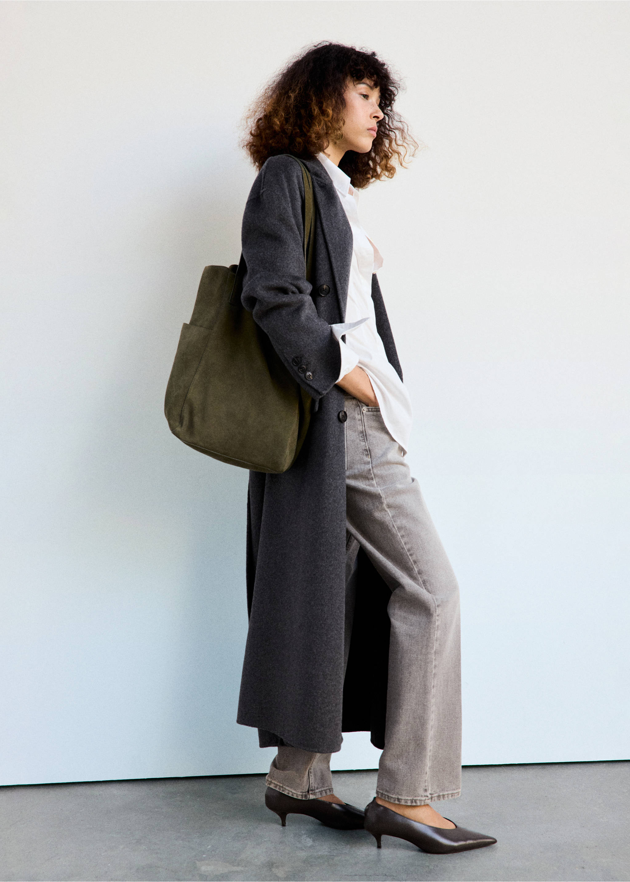 Leather shopper bag - Details of the article 9, Khaki. Ref: 37044444-00.