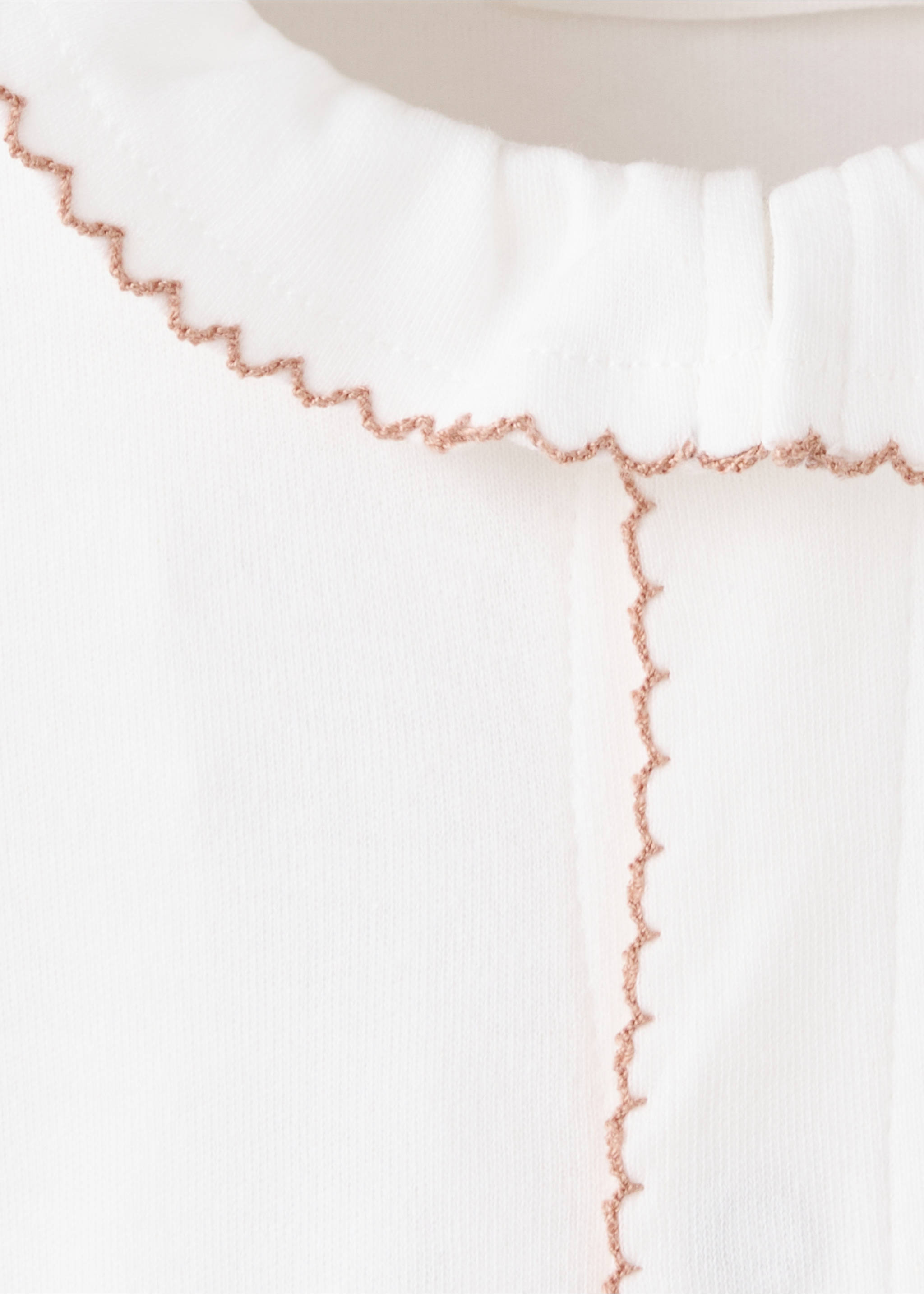 Contrast trim pyjama onesie - Details of the article 8, Off White. Ref: 37044462-00.