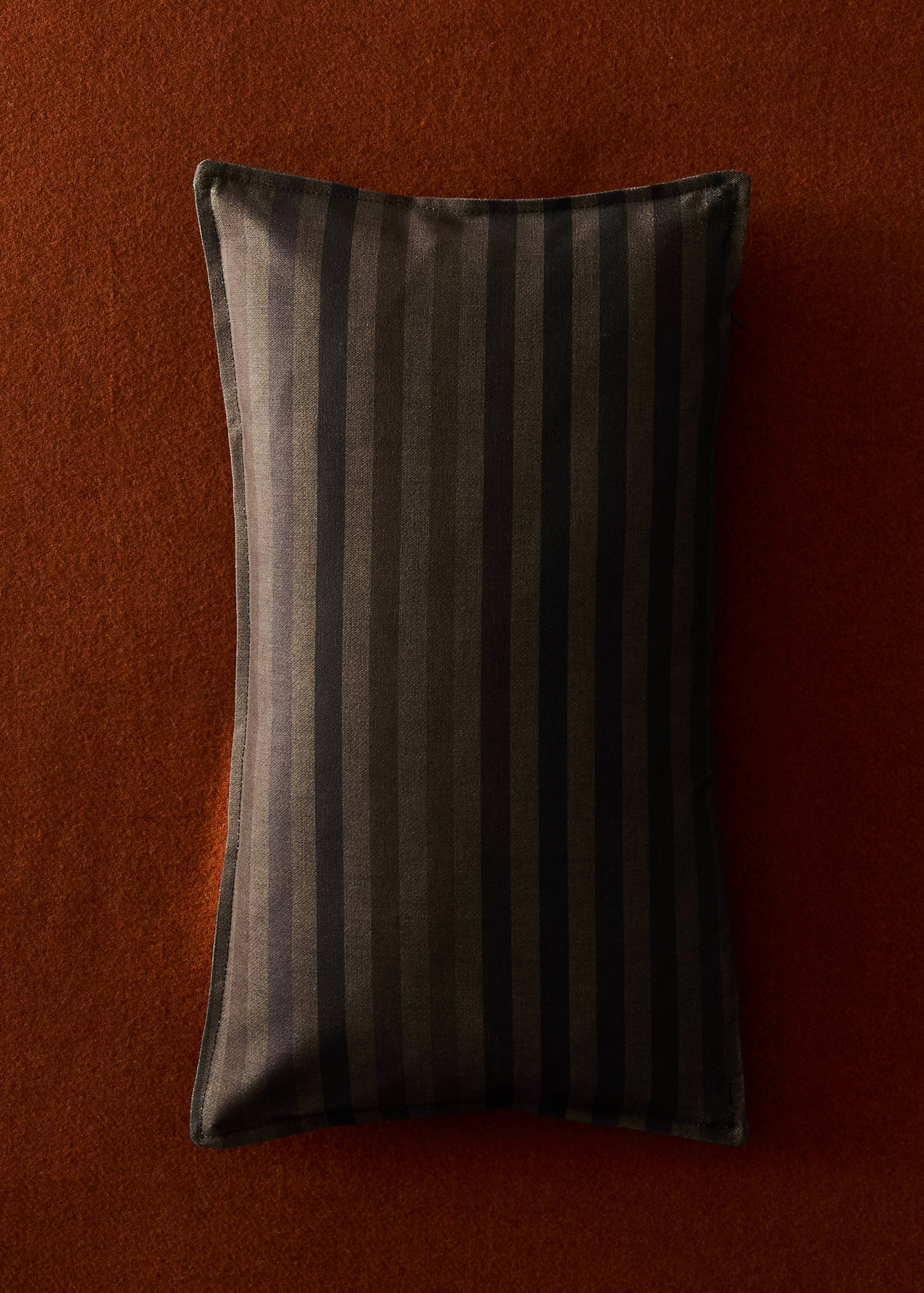 Cotton striped cushion cover 30x50 cm - General plane