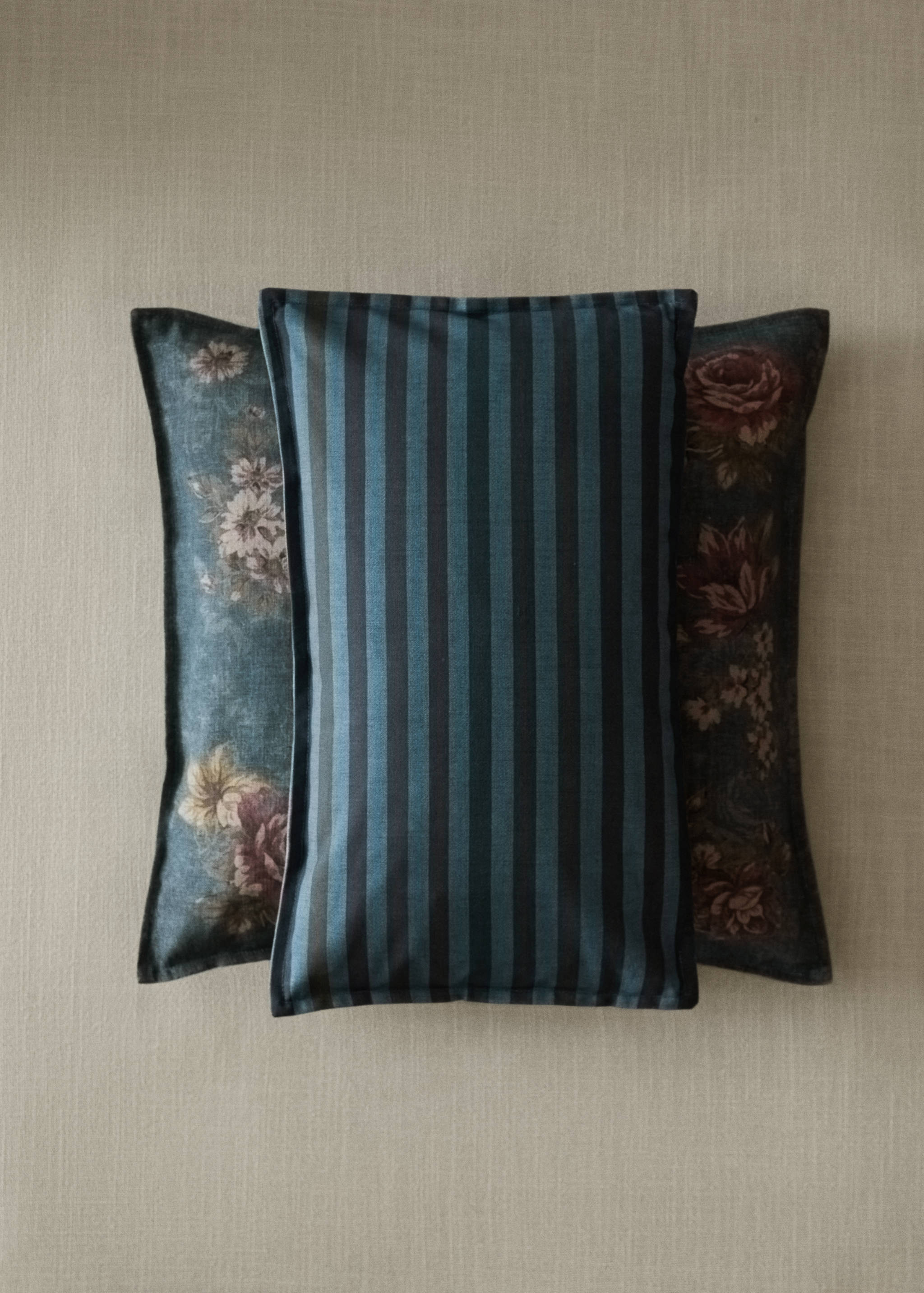 Cotton striped cushion cover 30x50 cm - General plane