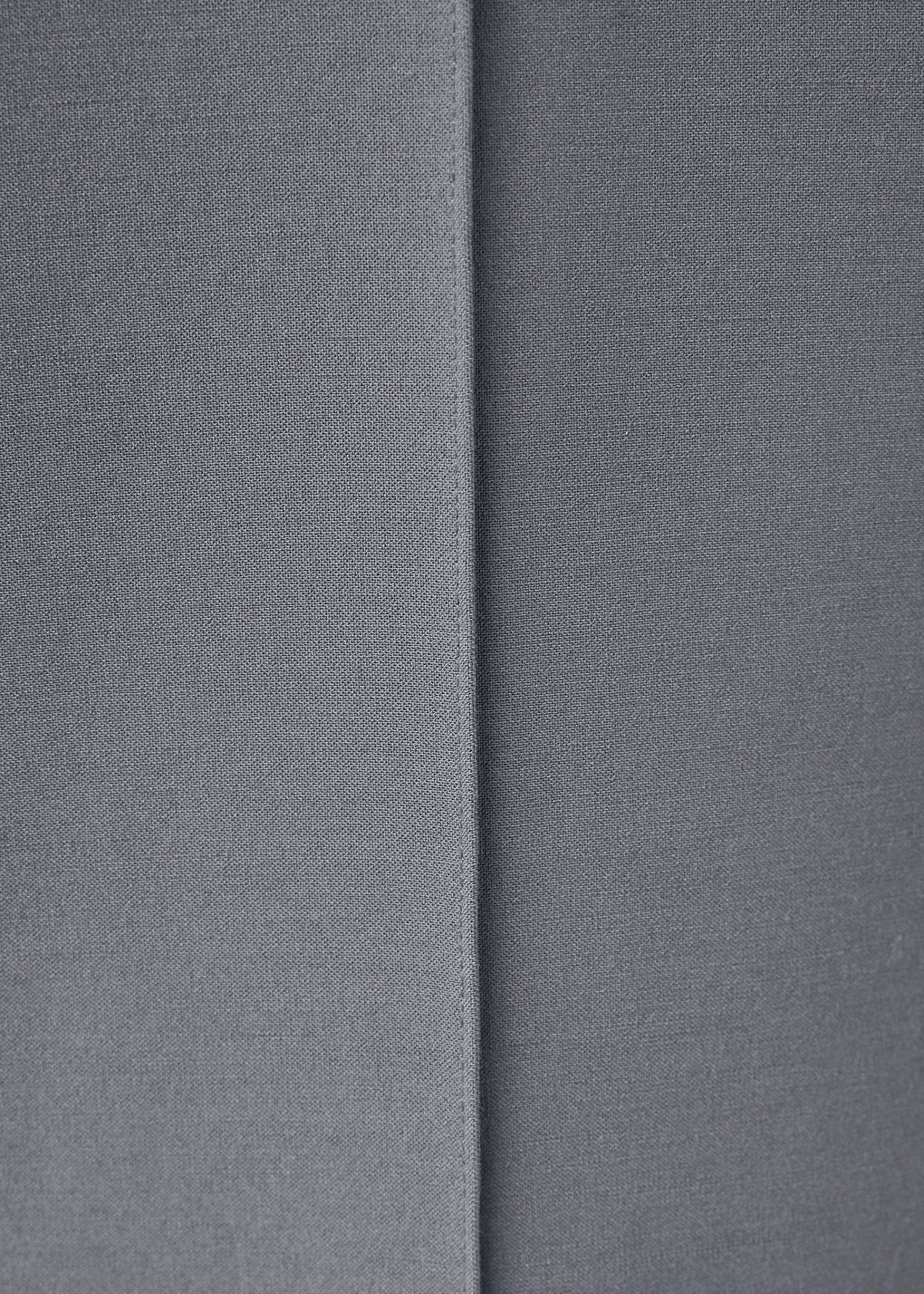 Straight-leg trousers with seam detail — Charcoal