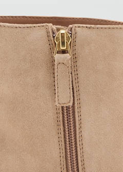 Heel suede ankle boot — Sand 5