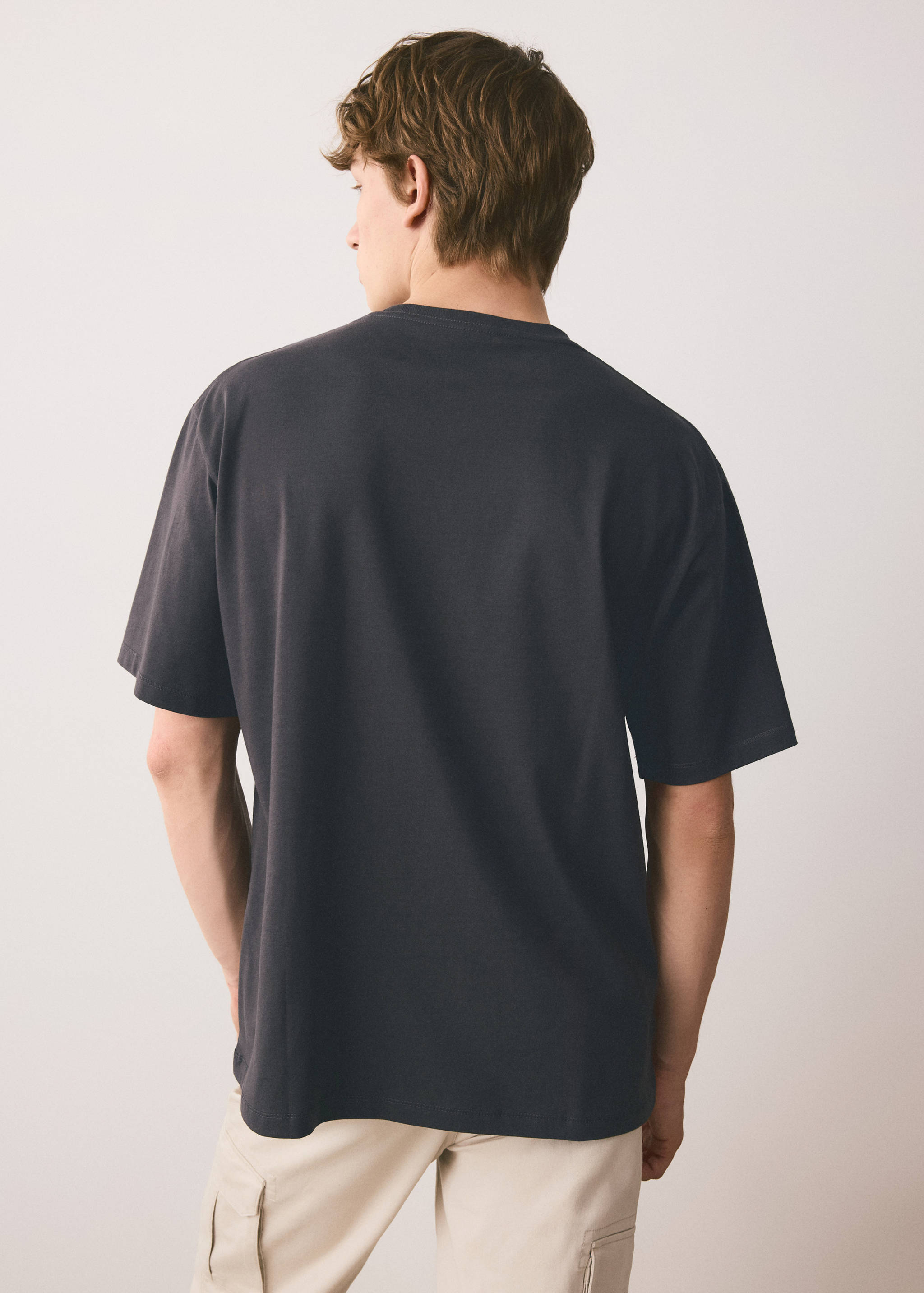100% cotton embroidered t-shirt - Reverse of the article