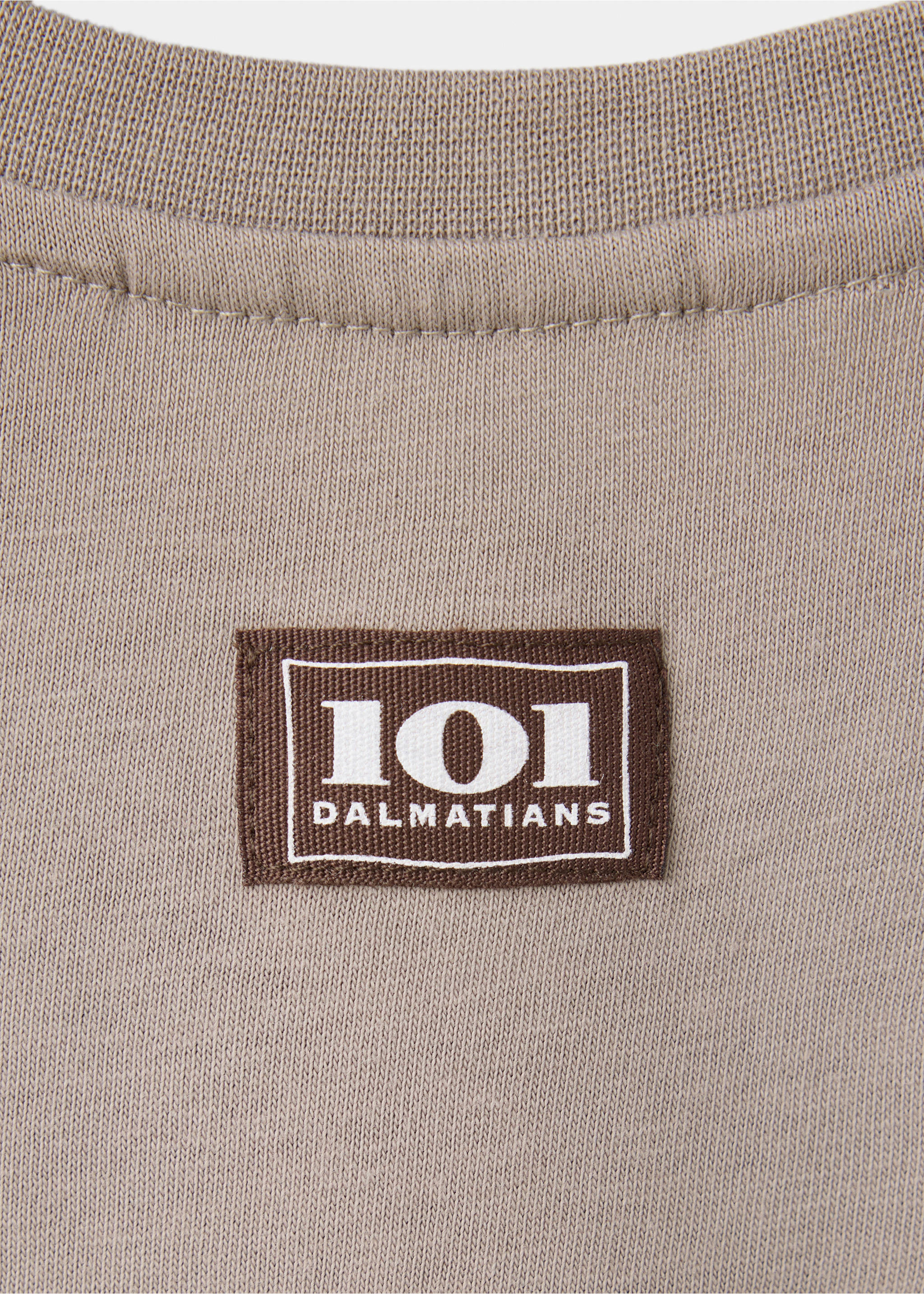 T-Shirt „101 Dalmatiner“ - Detail des Artikels 0, Mittelbraun. Ref: 37044796-00.