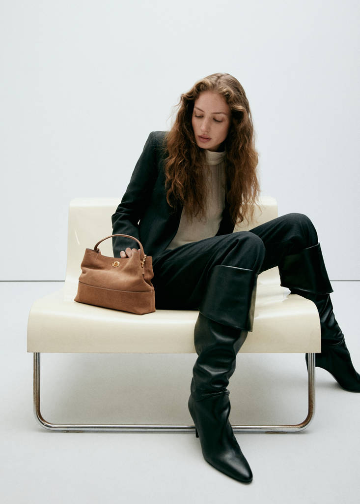 Leather bucket bag — Medium Brown