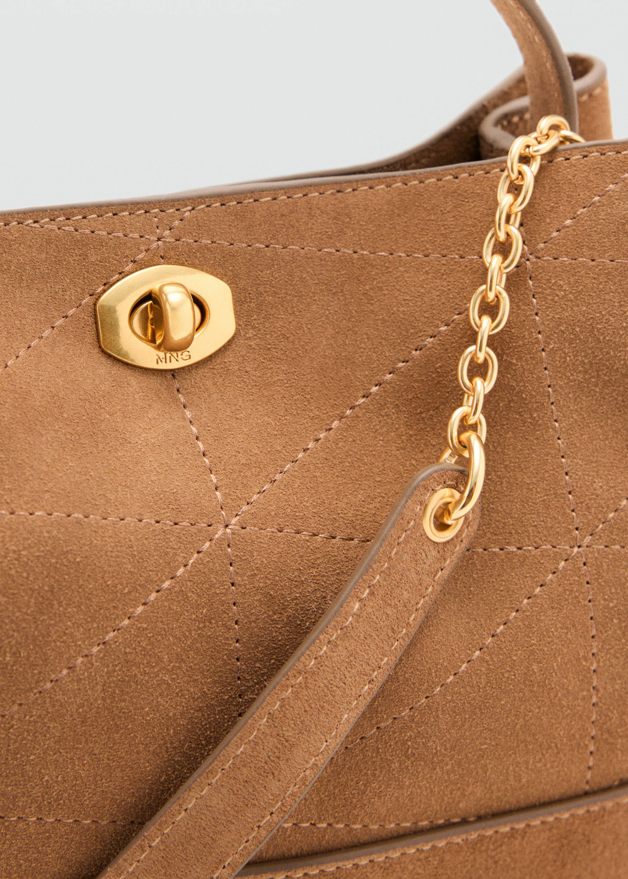 Leather bucket bag - Details of the article 1