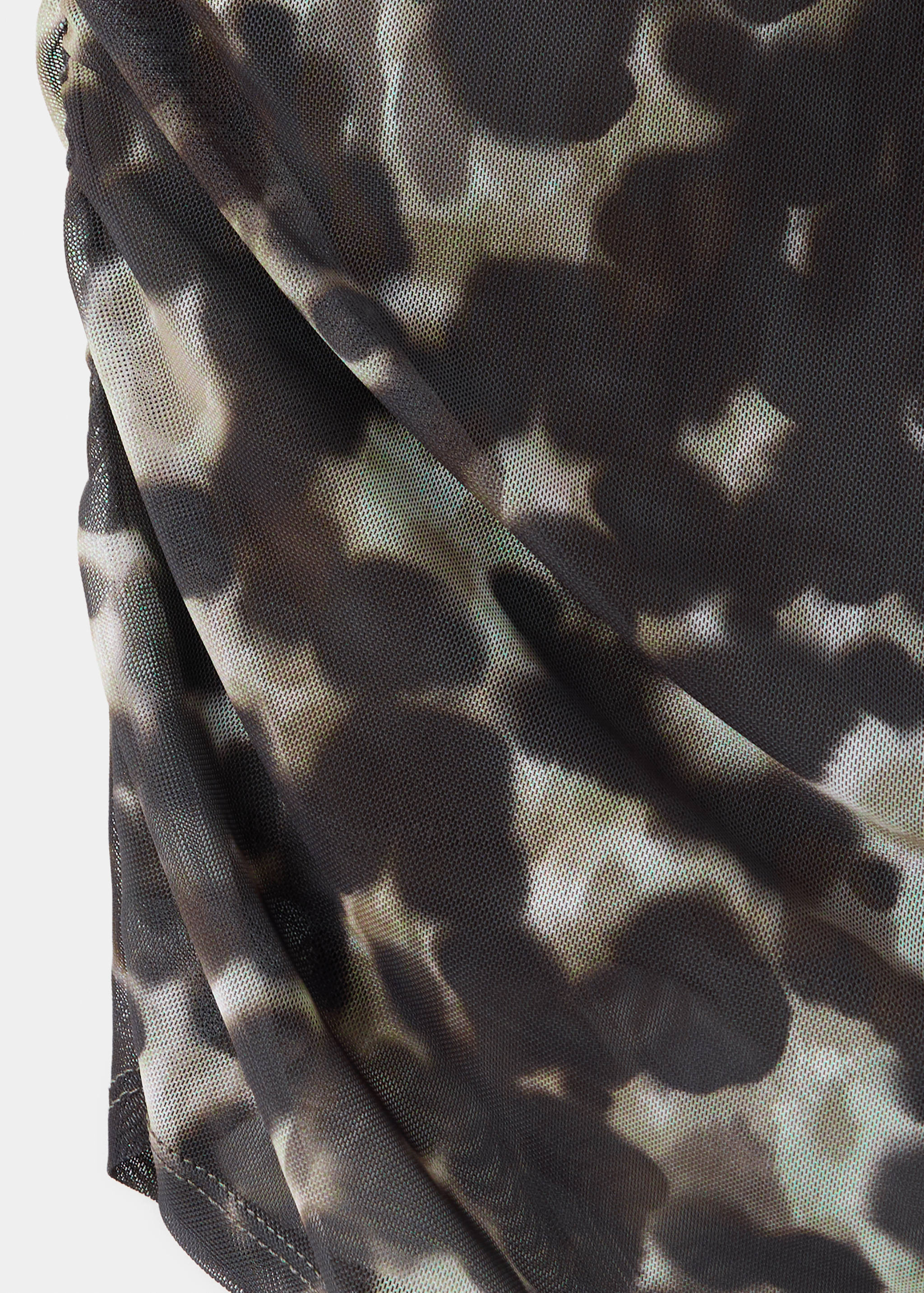 Asymmetric printed top - Details of the article 0