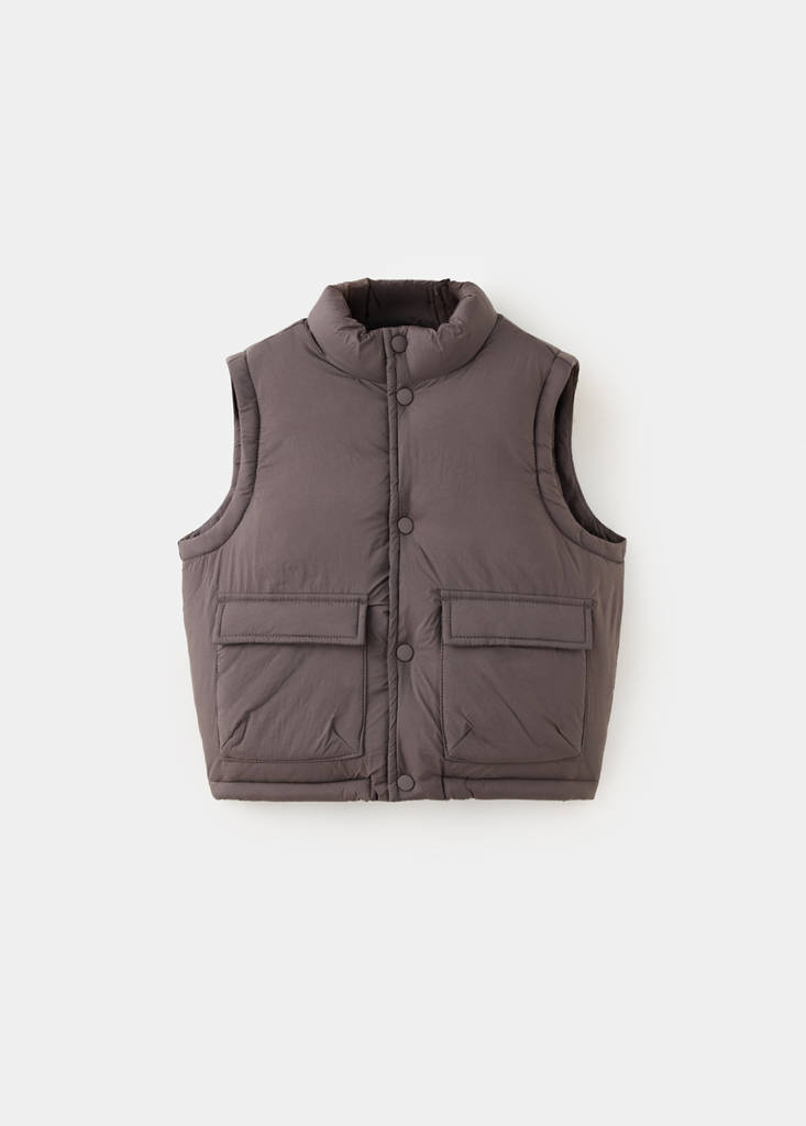 Quilted gilet with pockets — Brown