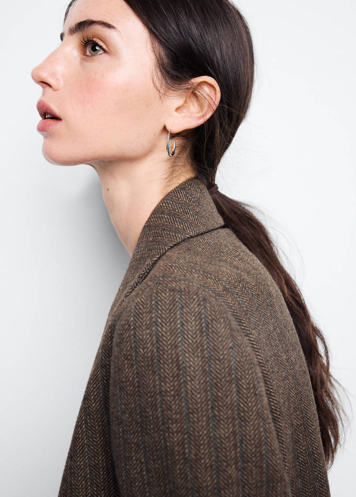 Herringbone wool blend blazer — Sand