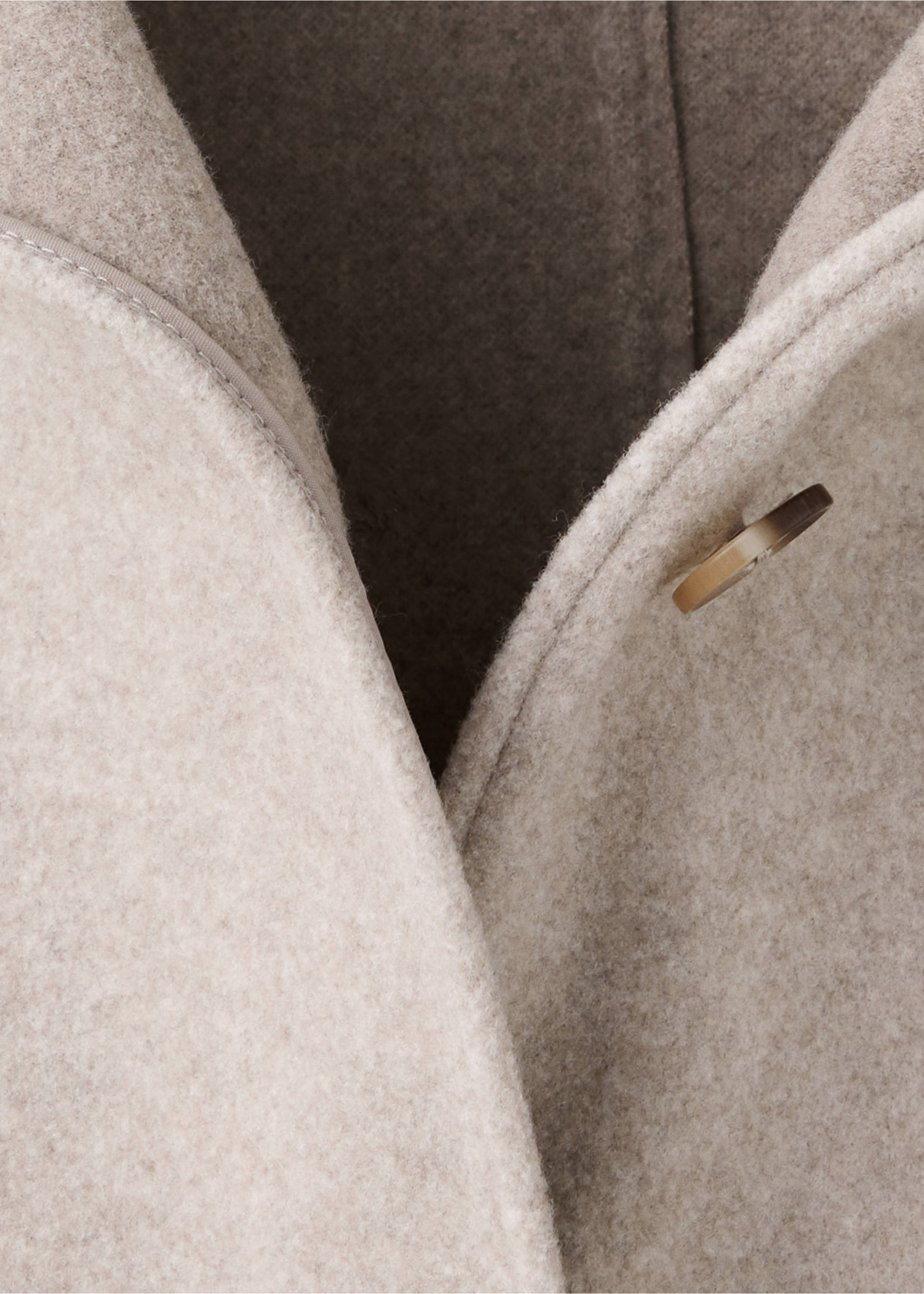 Long cloth coat - Details of the article 8, Sand. Ref: 37045160-00.