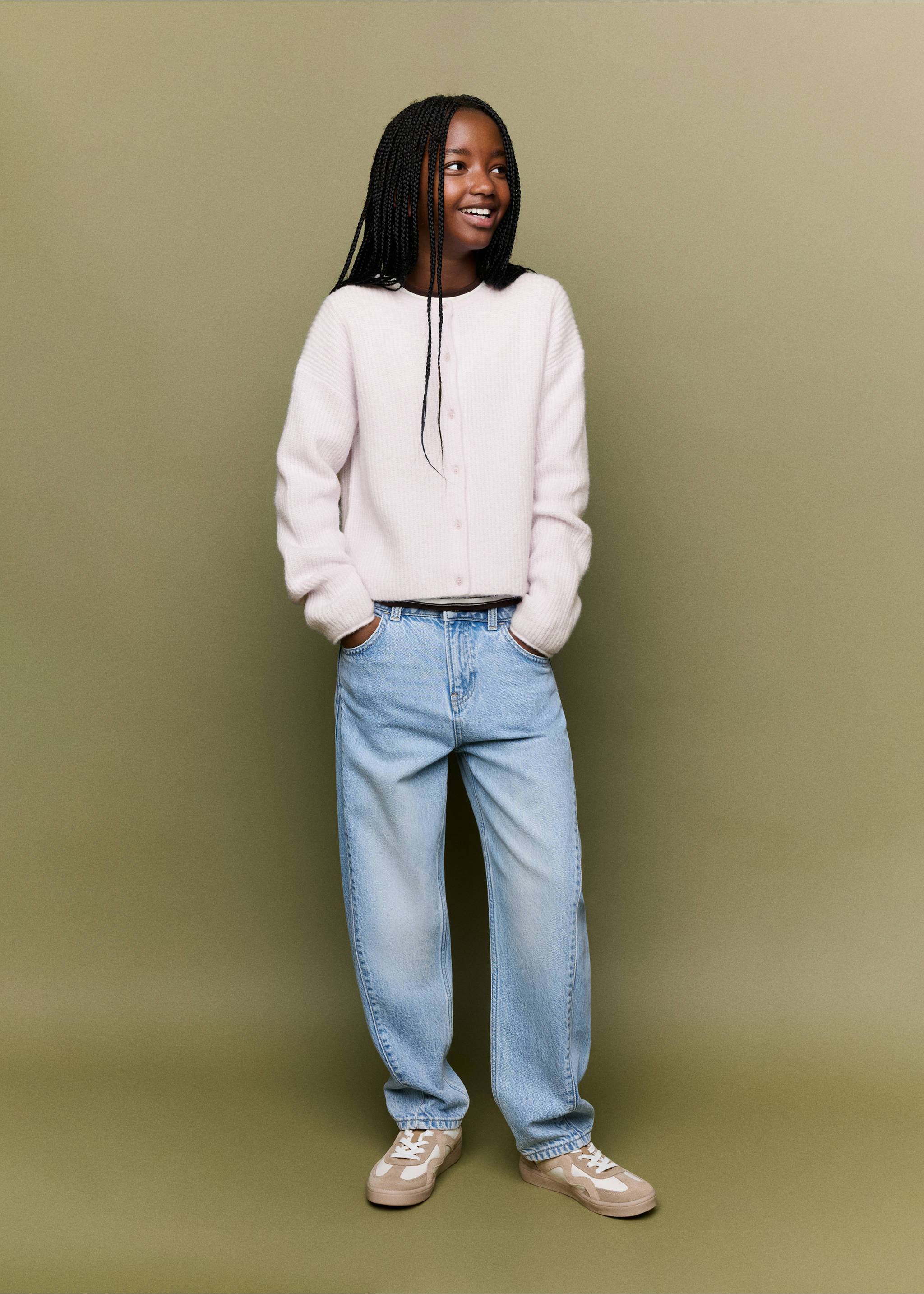 Pale pink ribbed knit cardigan with round neck worn with light blue trousers., Light/Pastel Purple. Ref: 37045162-00.