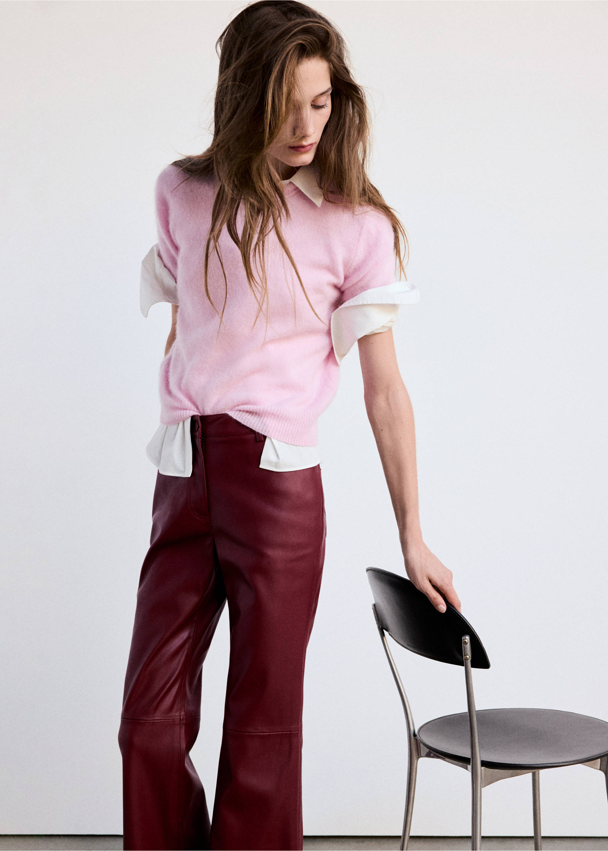 Pantalon flare cuir synthétique - Détail de l'article 1, Rouge. Ref: 37045163-00.