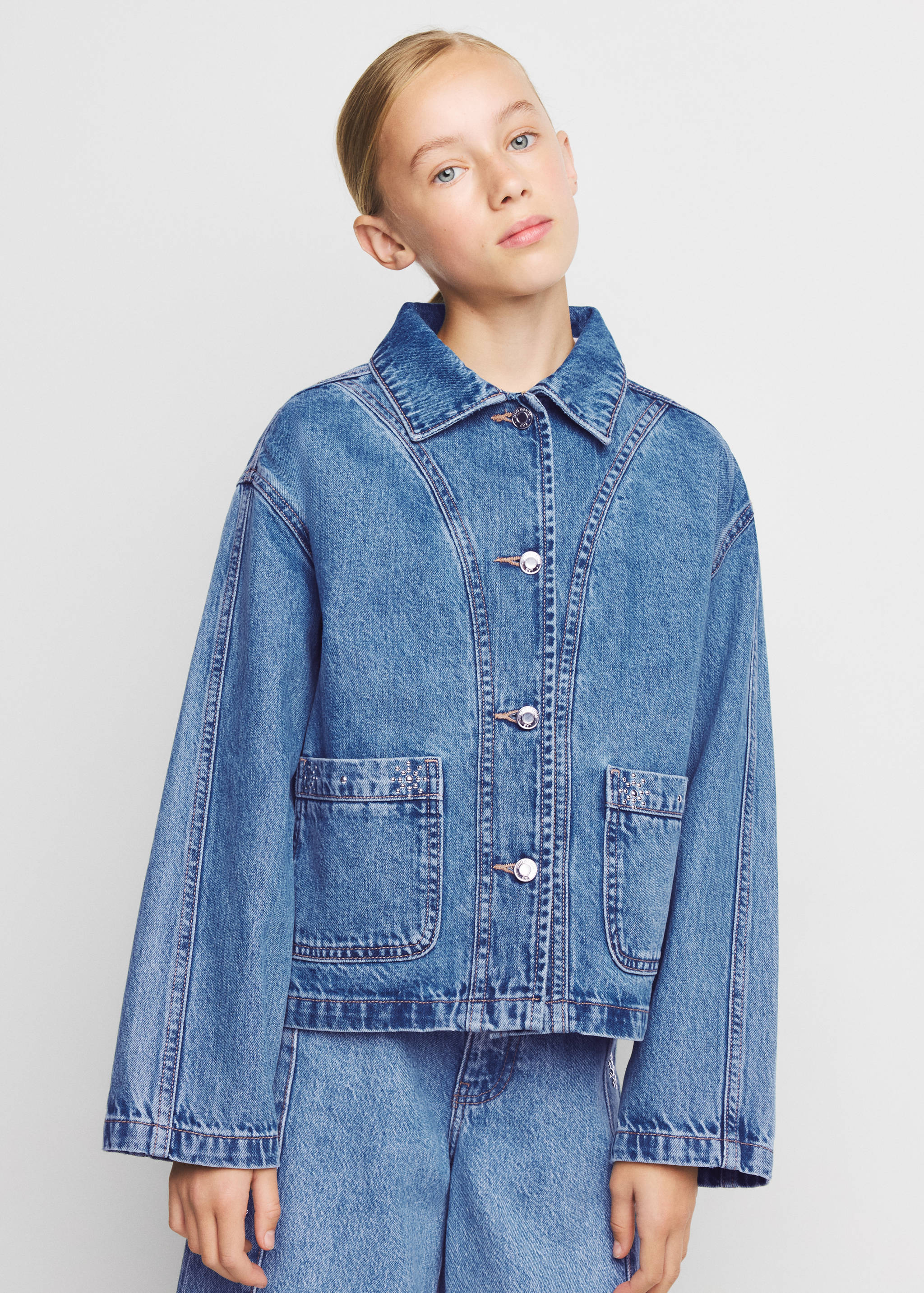 Denim jacket with studs - Medium plane