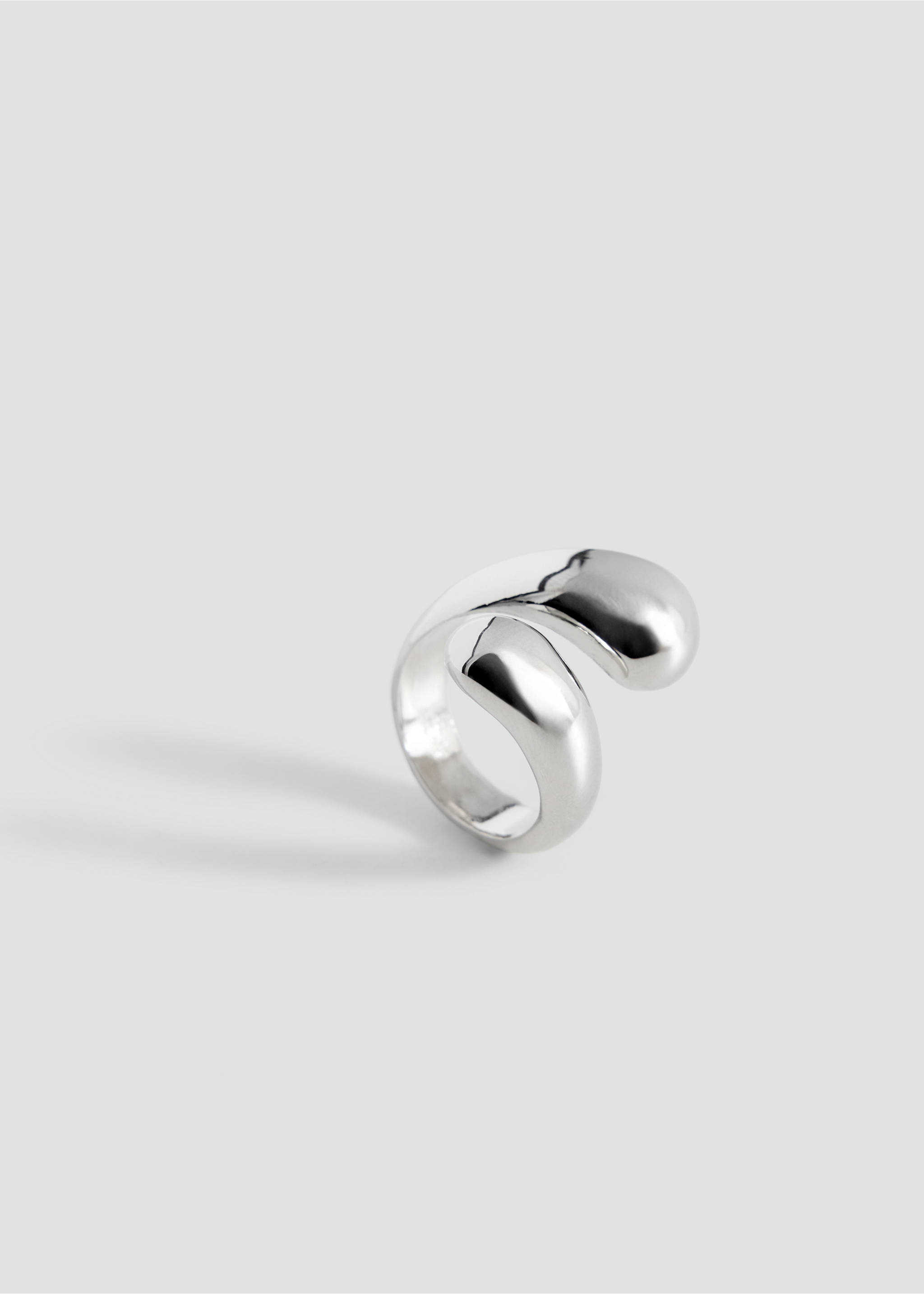 Silver-coloured open-wrap ring in a chunky, polished design., Silver. Ref: 37045184-00.