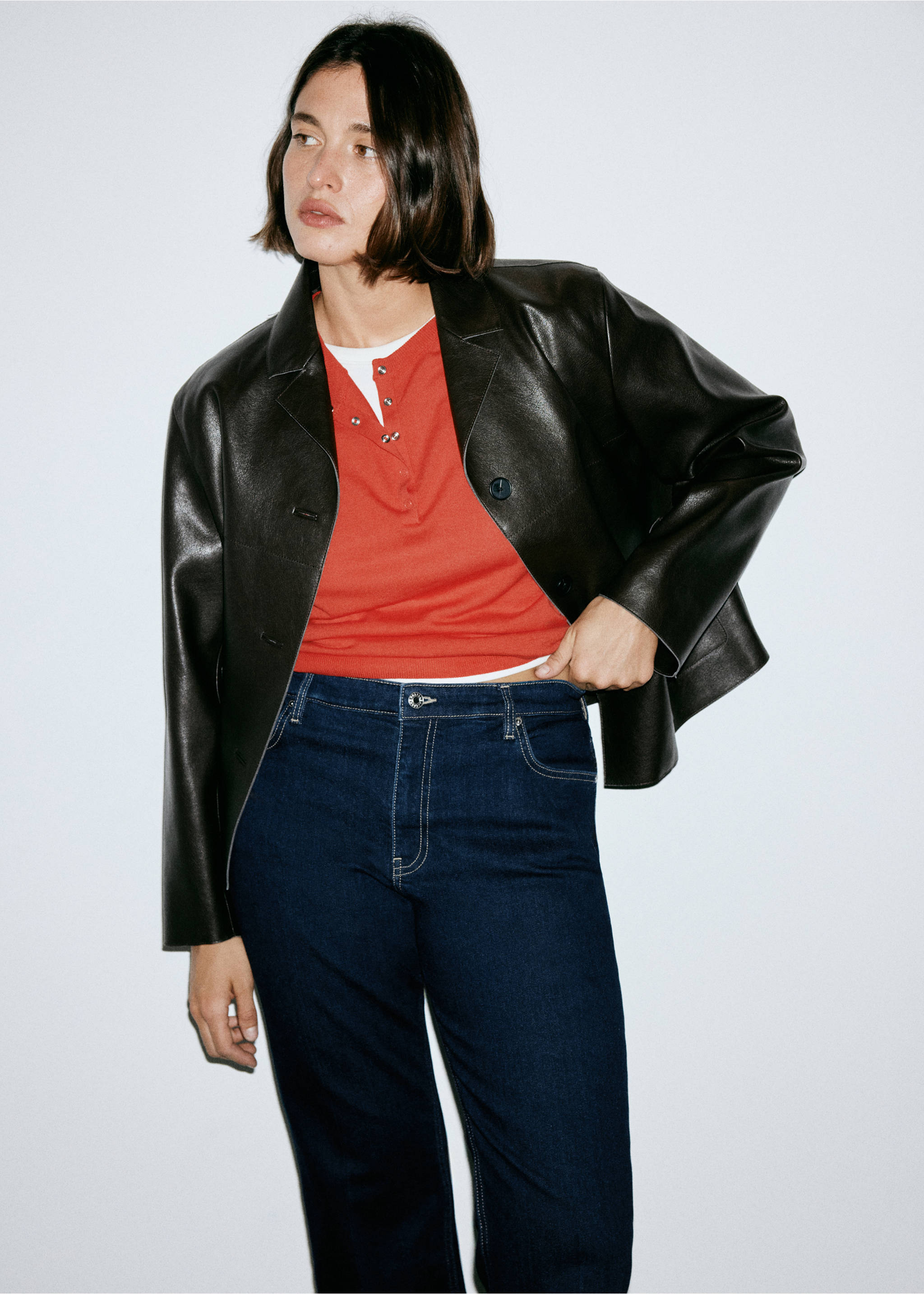 Sienna flared cropped jeans - Details of the article 6, Open Blue. Ref: 37045843-00.