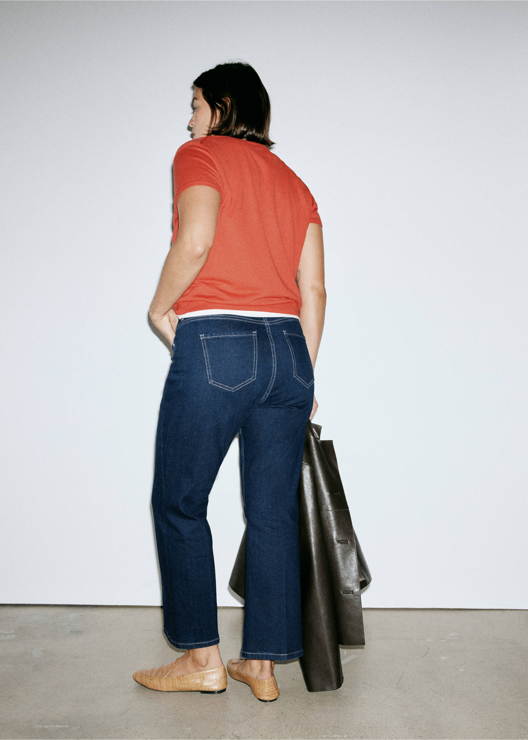 Sienna flared cropped jeans - Details of the article 4, Open Blue. Ref: 37045843-00.