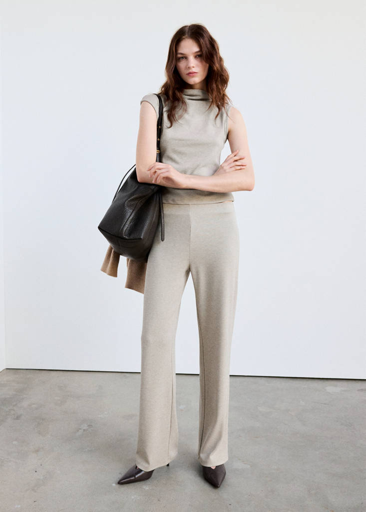 High-neck ruched T-shirt — Sand