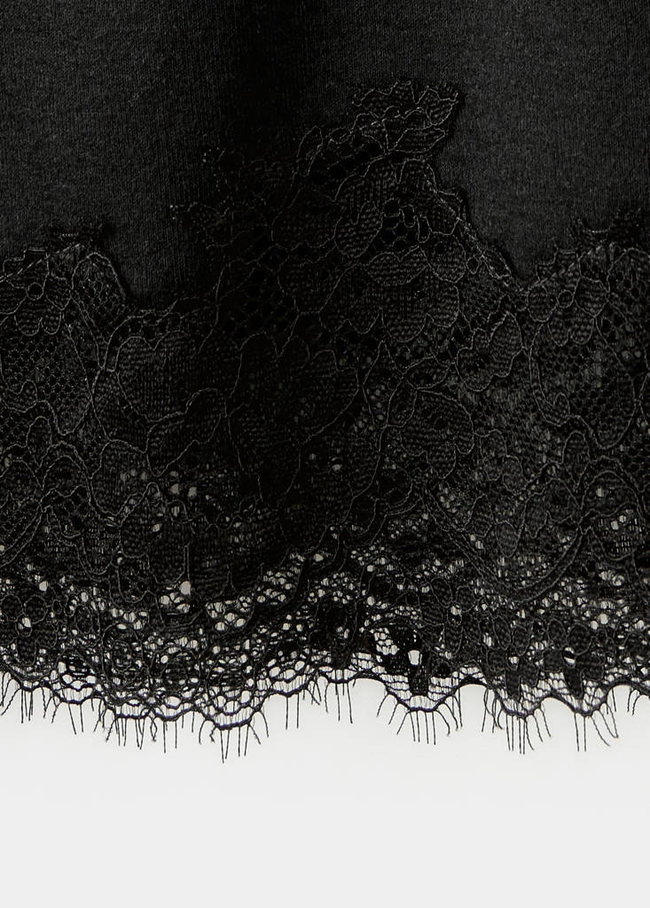Fitted T-shirt with lace trim — Black