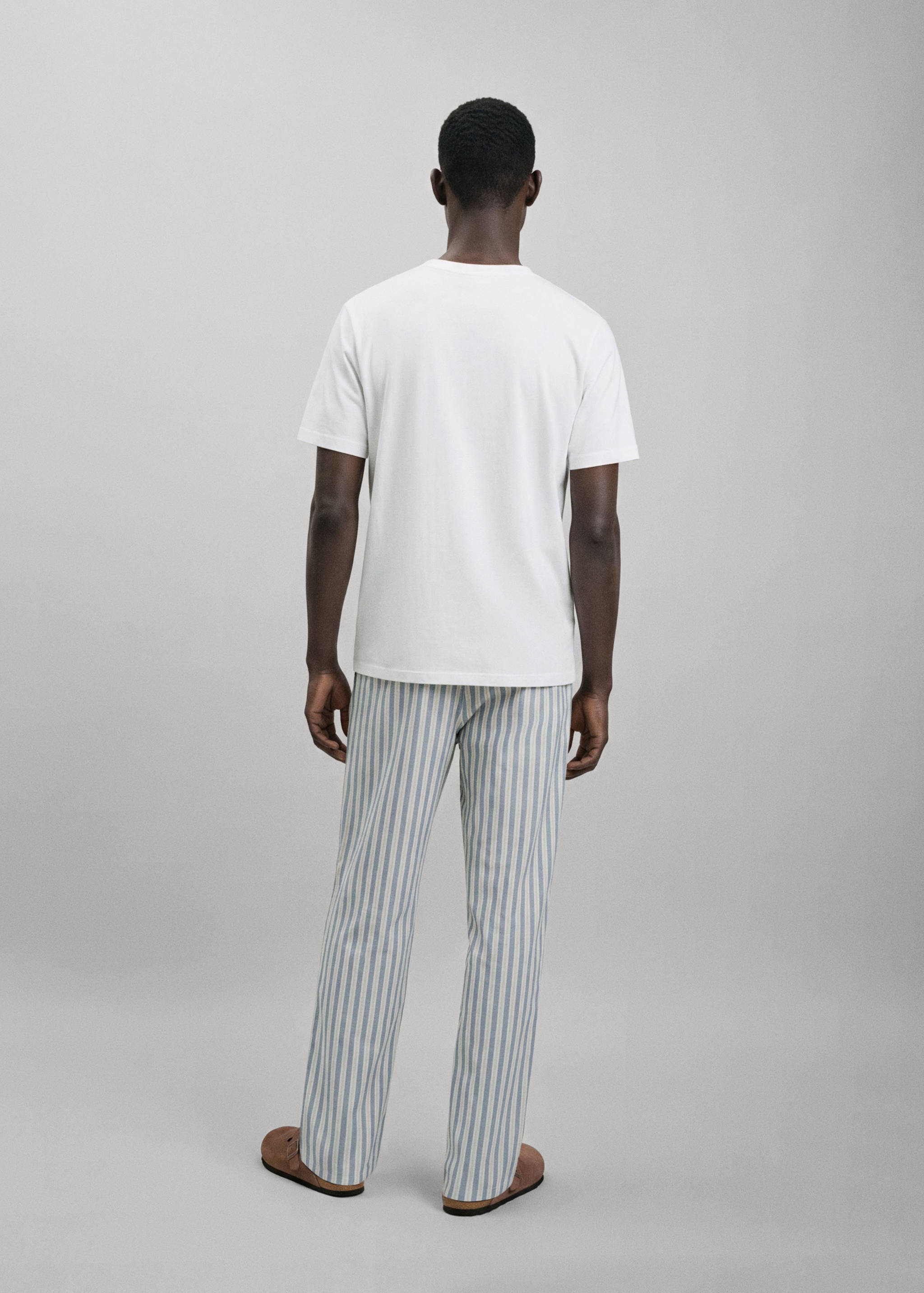 Striped pyjama set - Reverse of the article