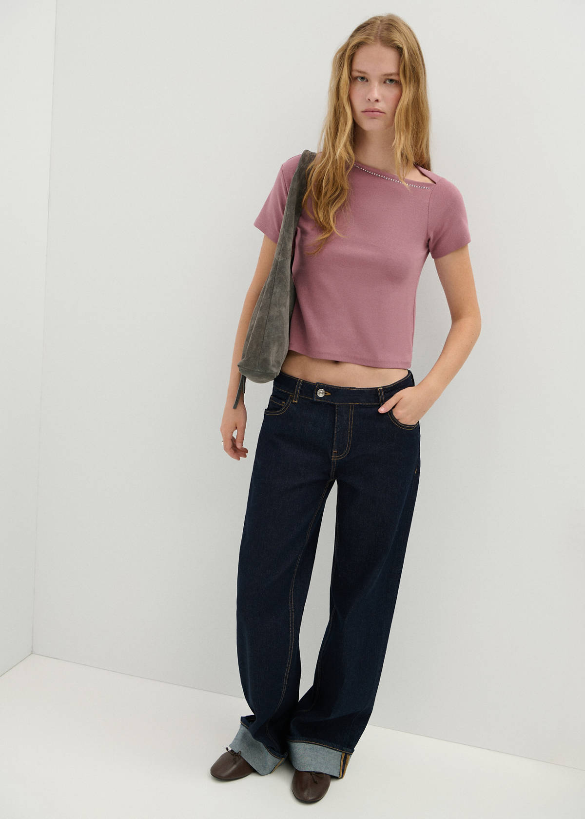 T-shirt with stud detailing — Pastel Pink