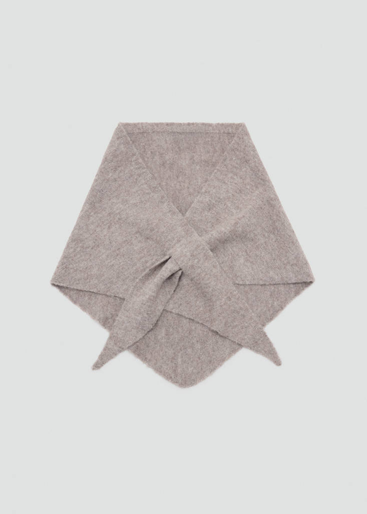 Knitted bandana — Sand