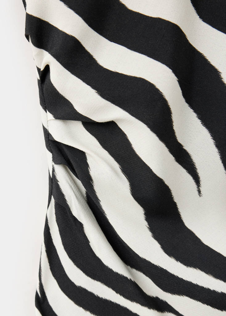 Zebra-print dress with flared sleeves — Black