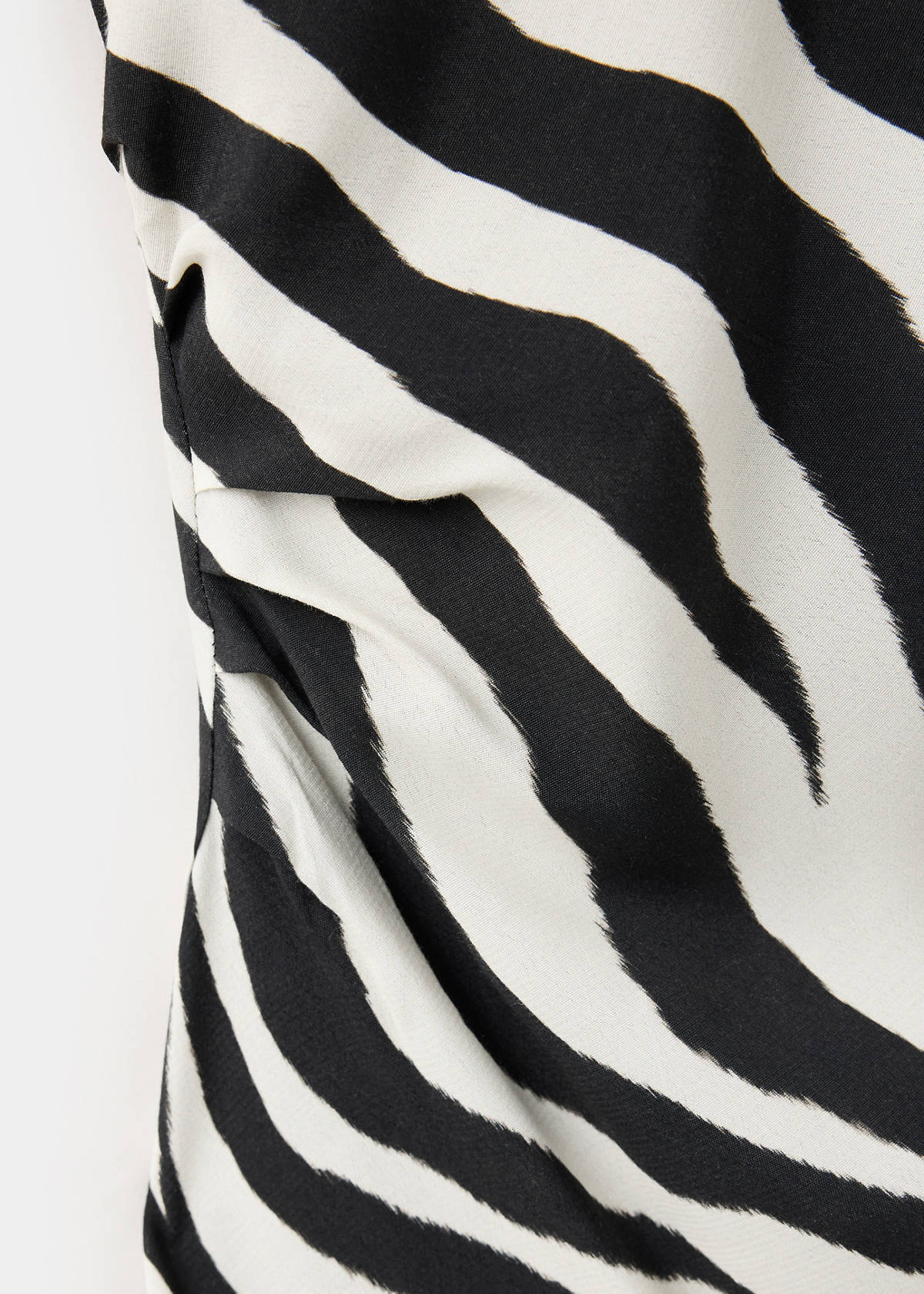 Zebra-print dress with flared sleeves — Black