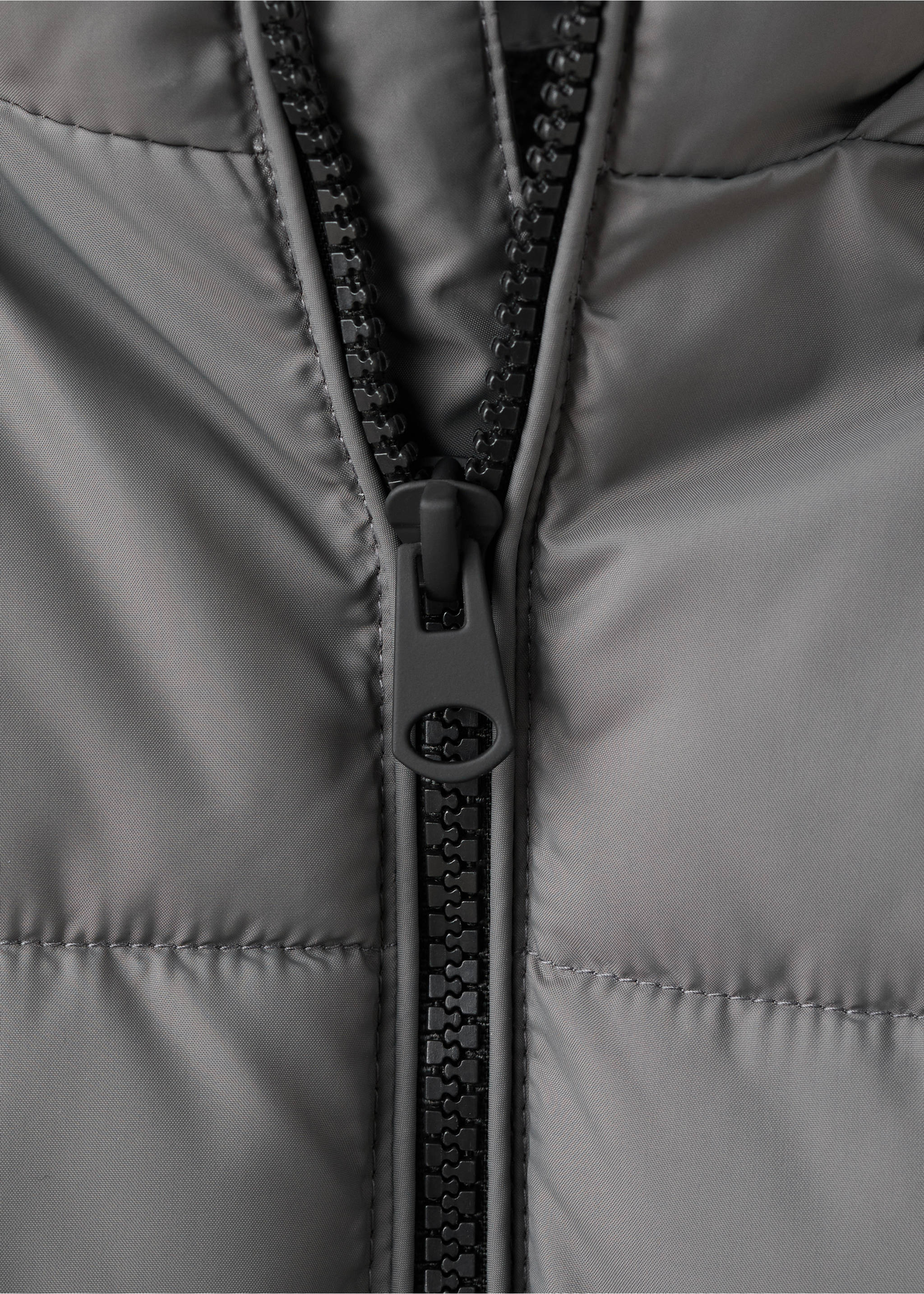 Anorak america - Details of the article 8, Medium Brown. Ref: 37045972-00.